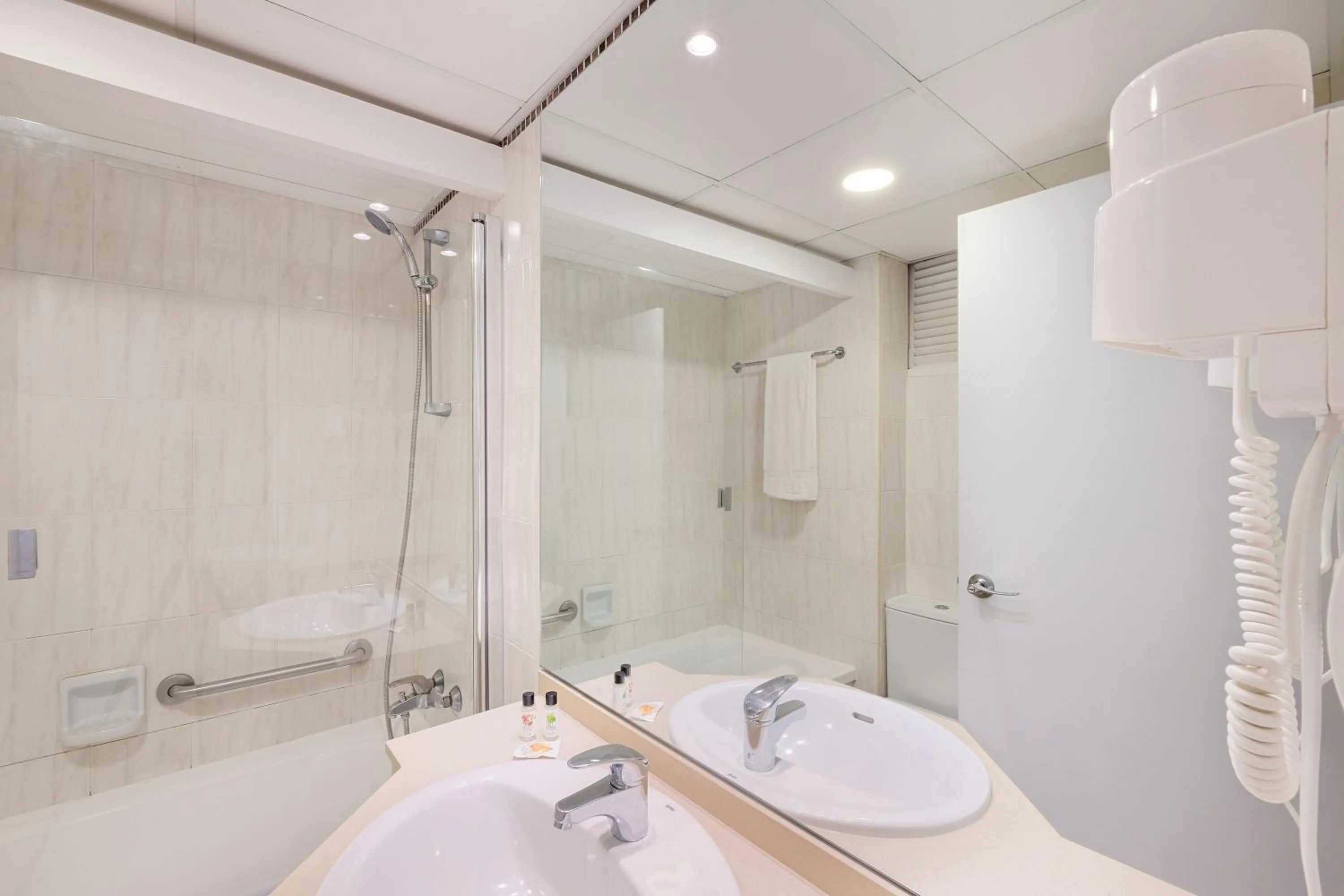 Decorative detail in azuLine Hotel Bergantin