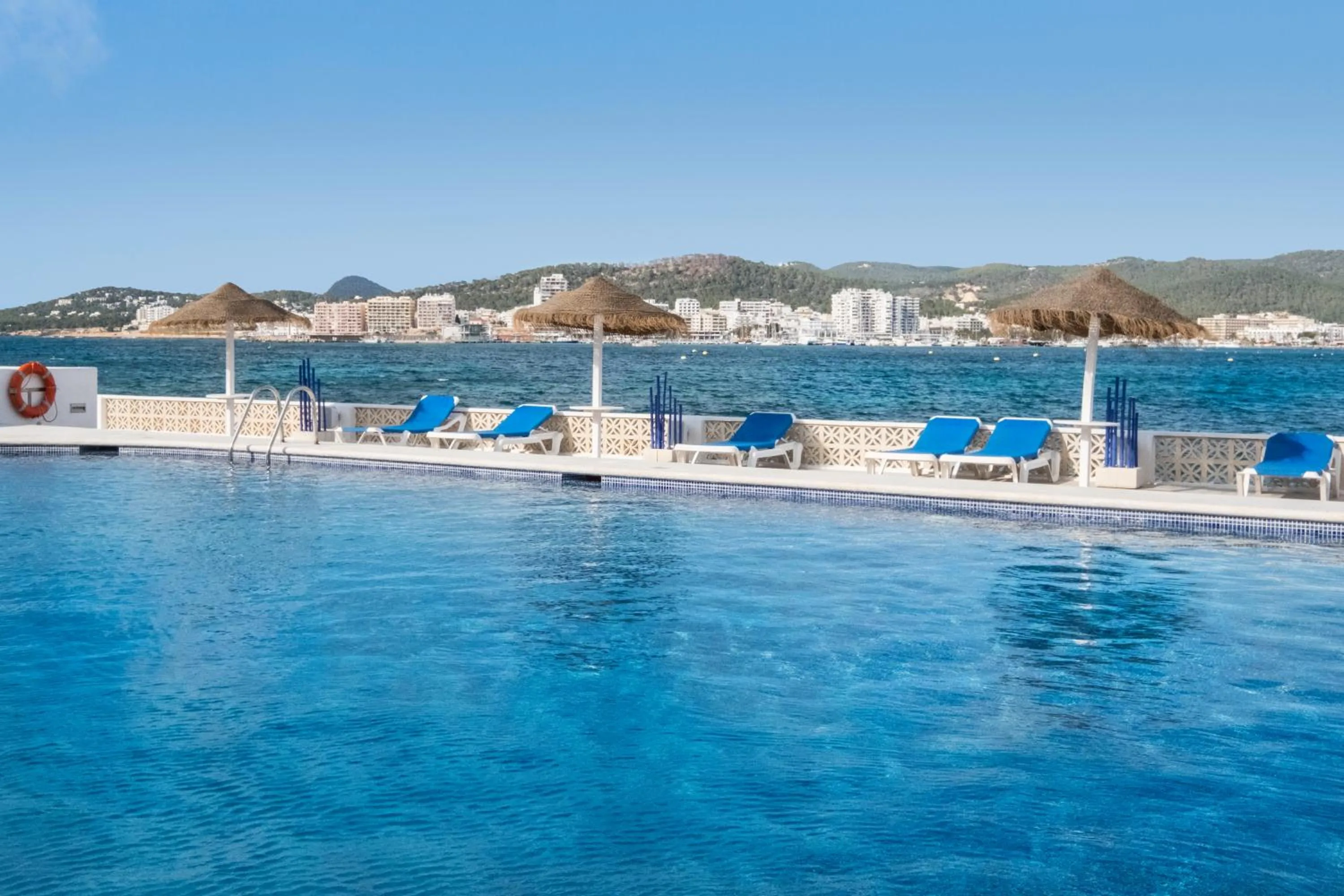 Sea view in azuLine Hoteles Mar Amantis & II