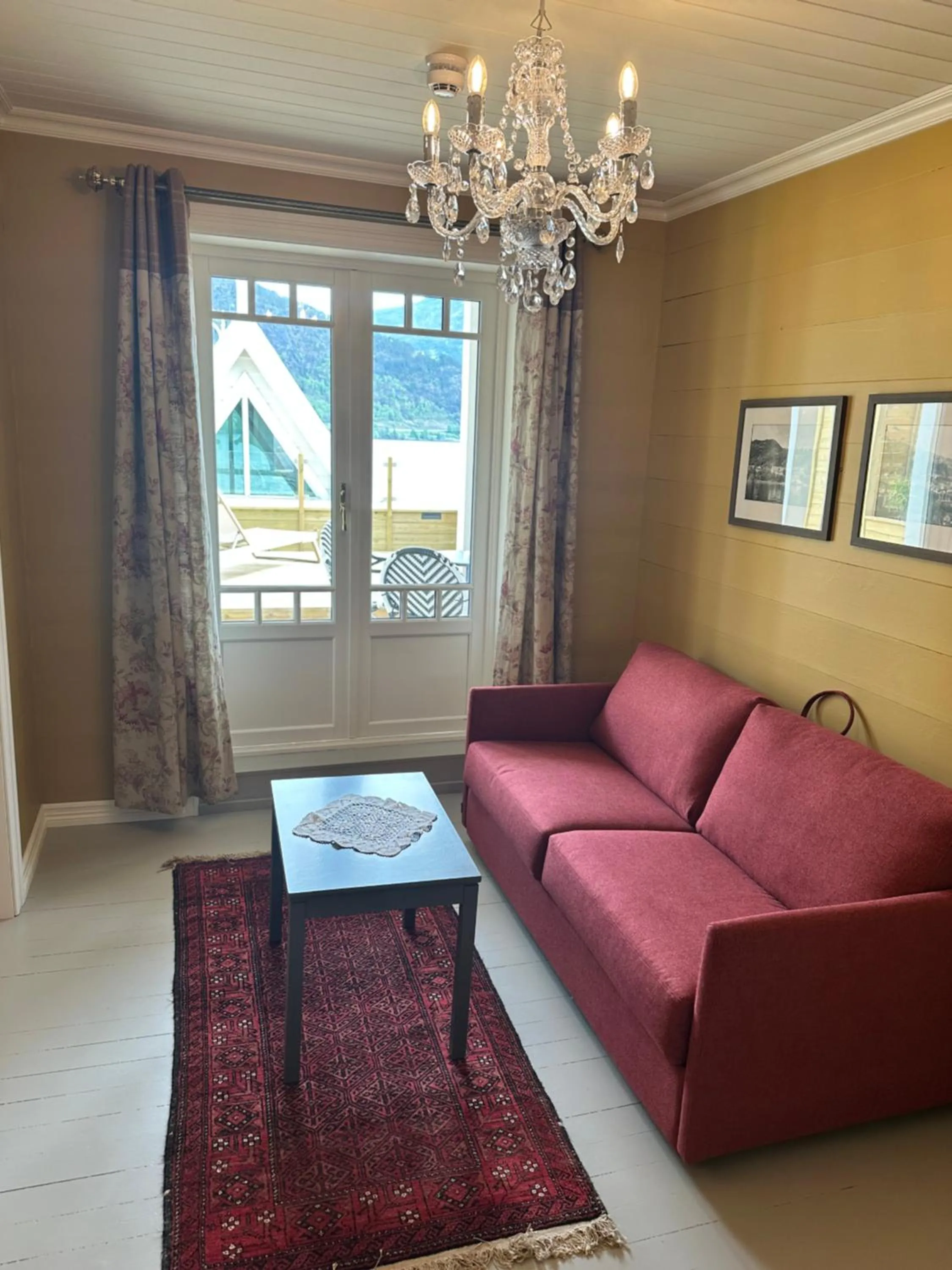 Living room in Hofslund Fjord Hotel