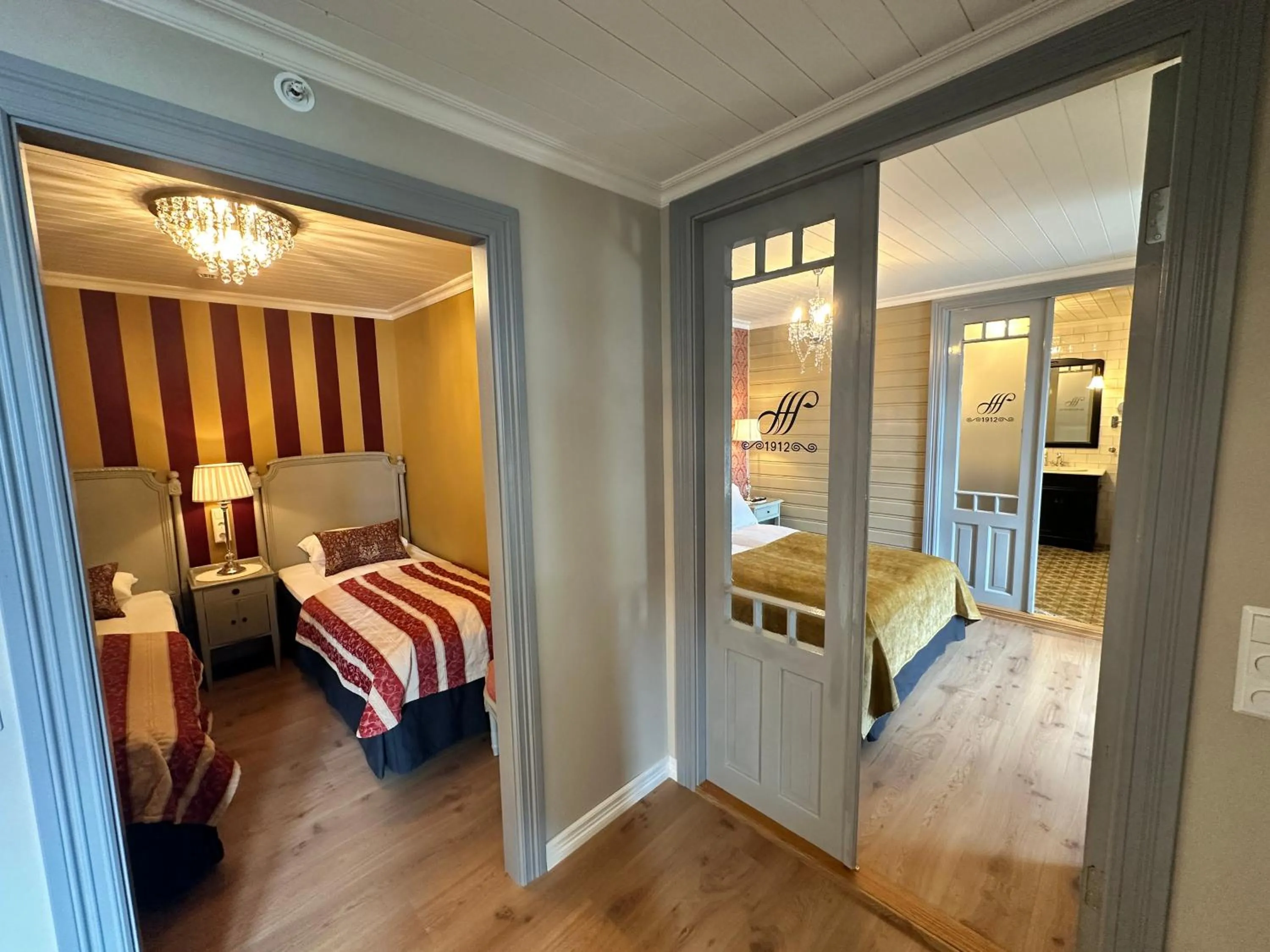 Bed in Hofslund Fjord Hotel