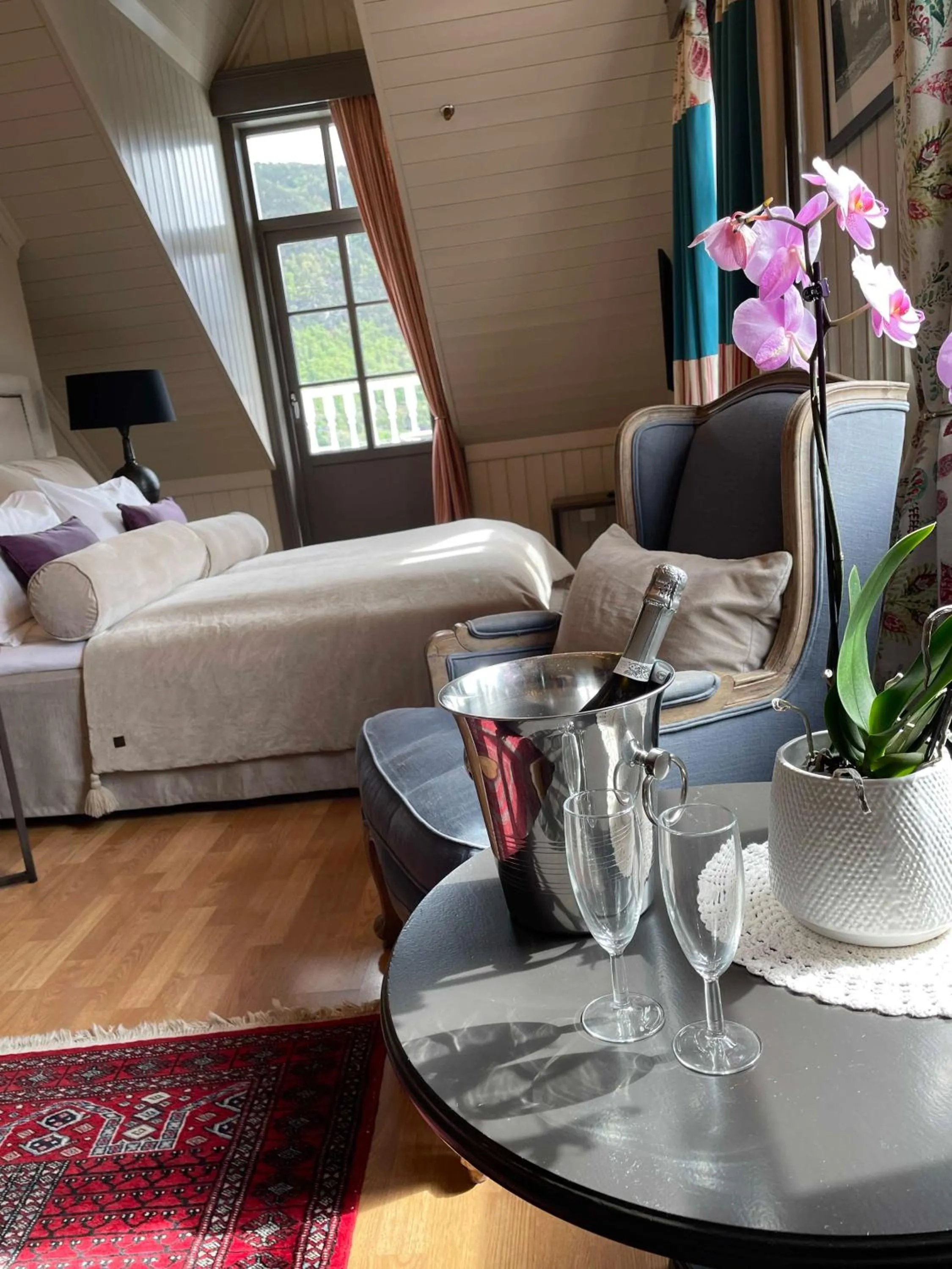 Bed in Hofslund Fjord Hotel