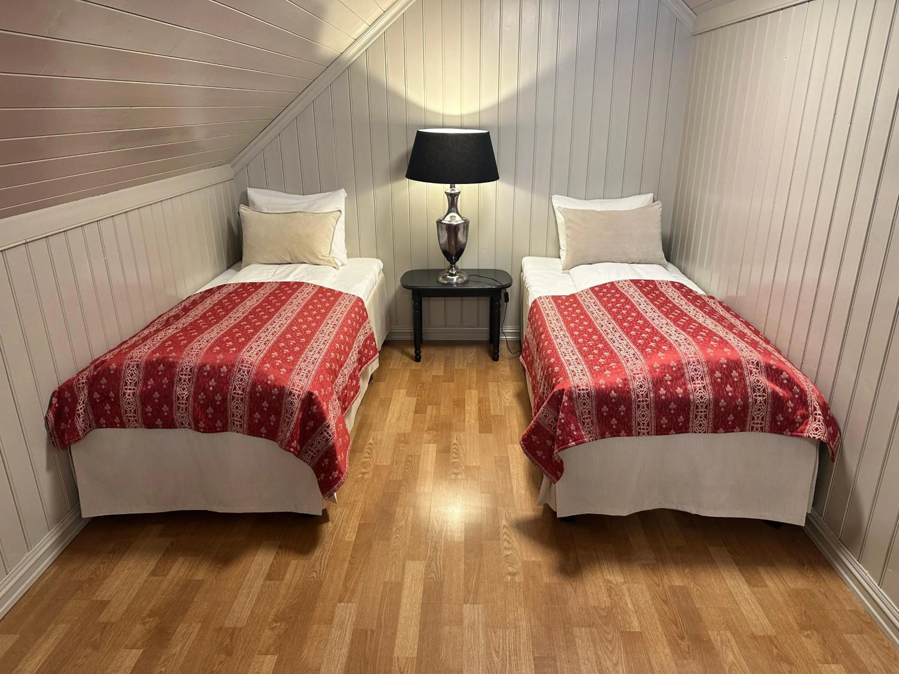 Bed in Hofslund Fjord Hotel