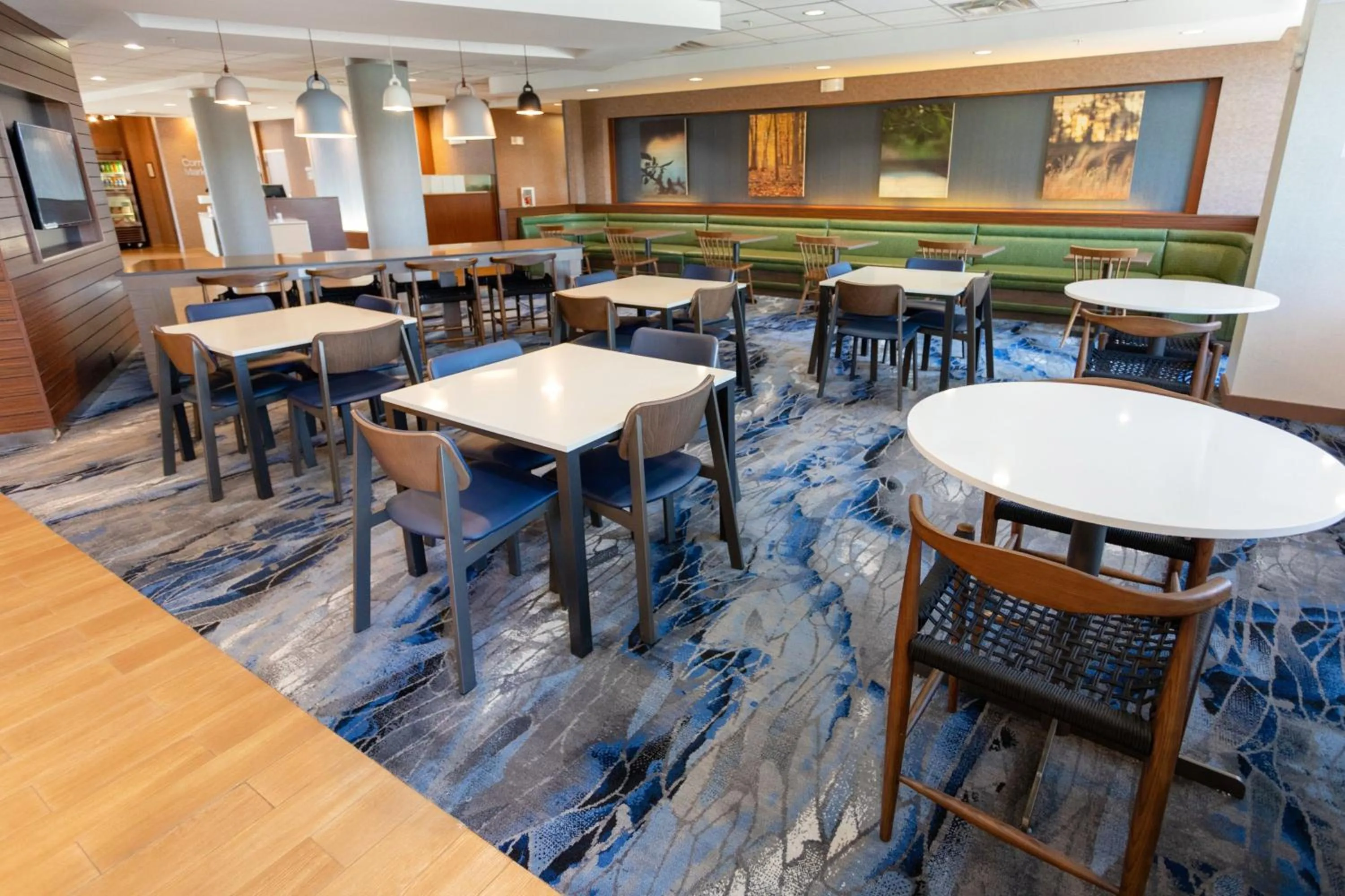 Restaurant/places to eat in Fairfield Inn & Suites by Marriott Athens I-65