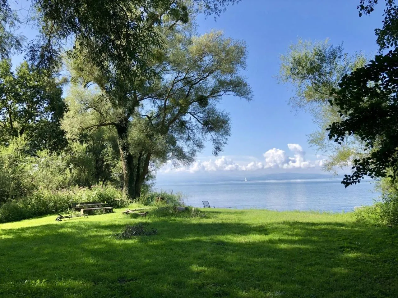 Beach in Ferien-Apartment Haubentaucher - mit priv Strandzugang