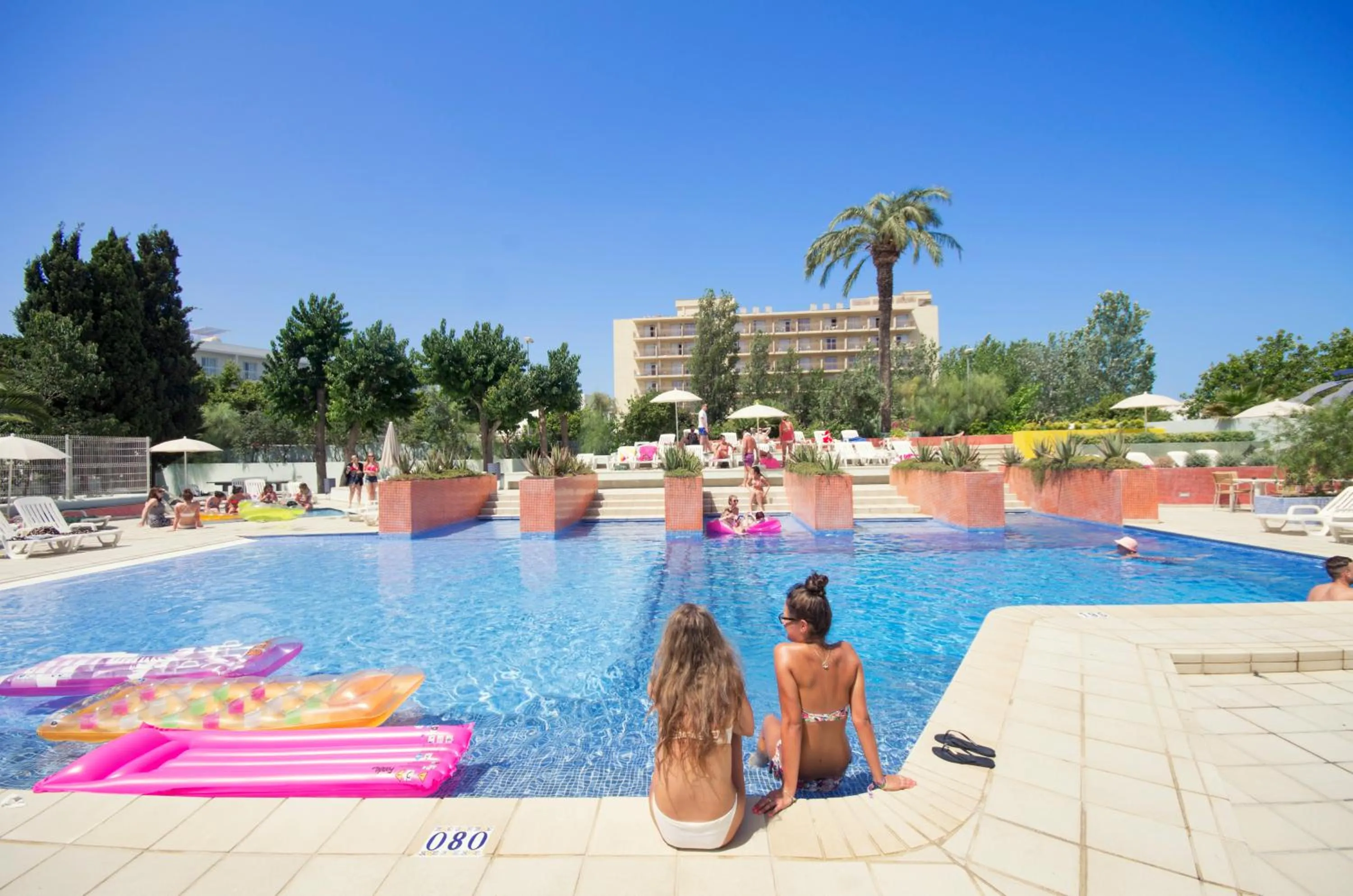 Swimming pool in azuLine Hotel Pacific