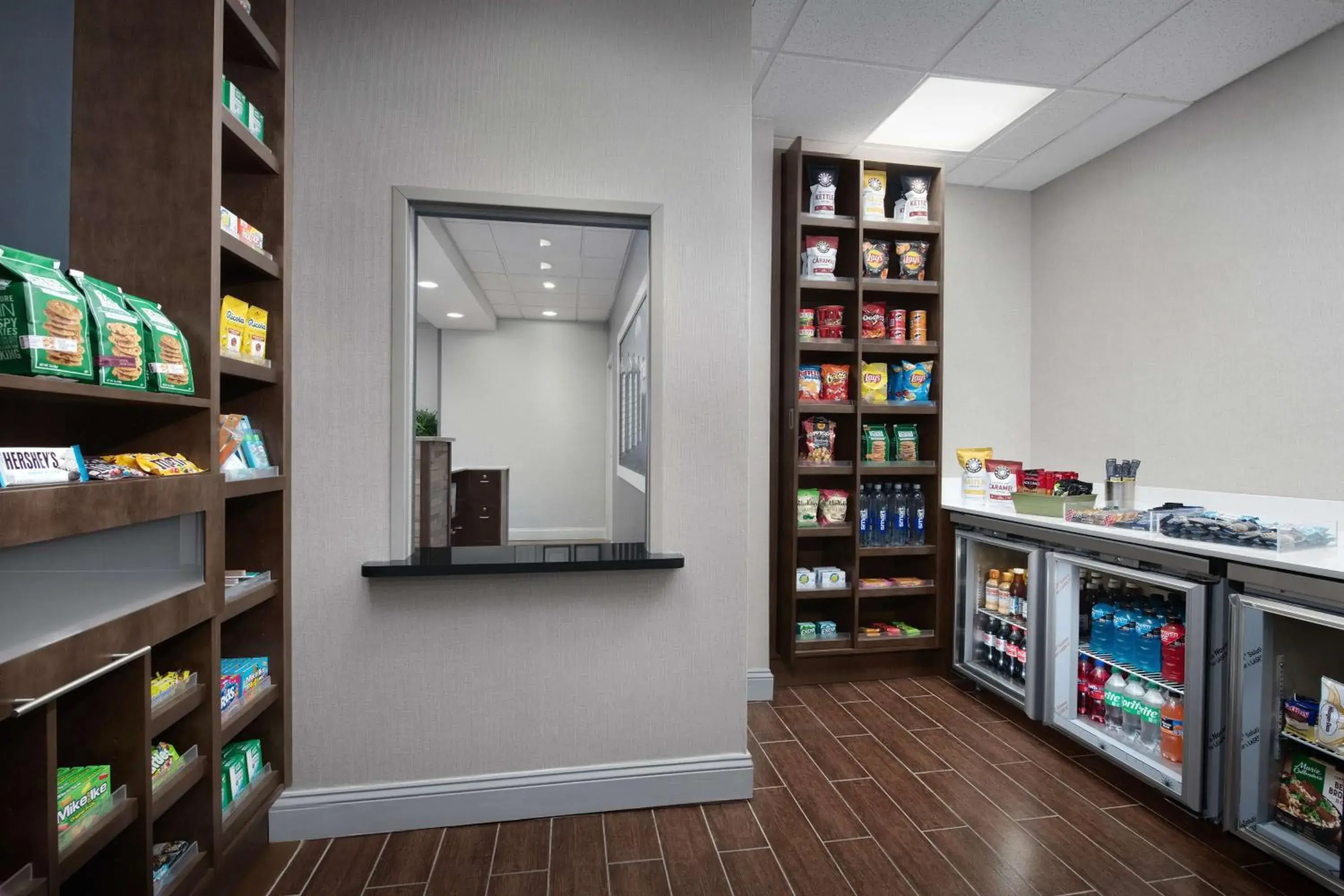 Restaurant/places to eat in Hampton Inn Statesboro Restaurant/places to eat in Hampton Inn Statesboro