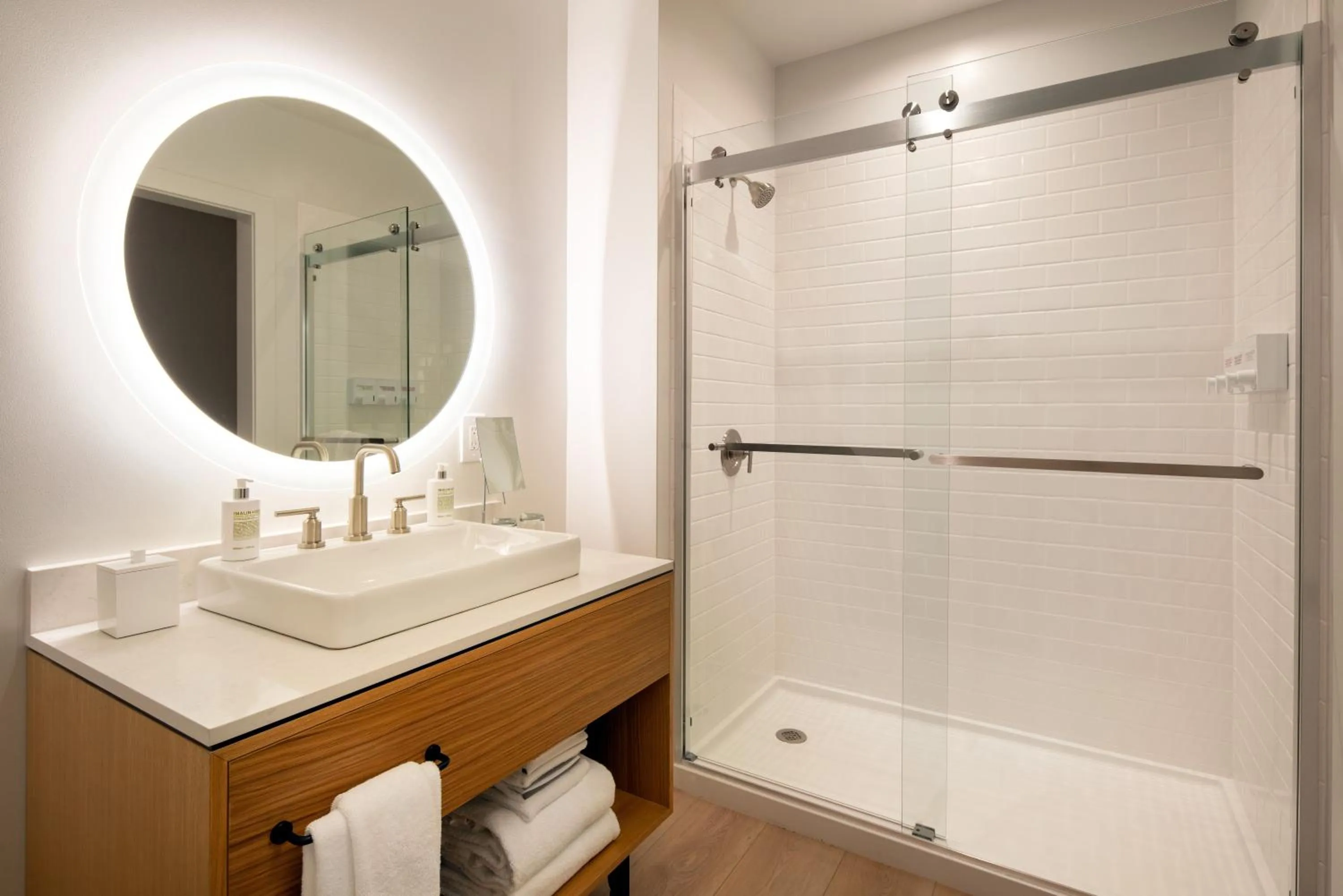 Bathroom in Dr Wilkinsons Backyard Resort and Mineral Springs a Member of Design Hotels