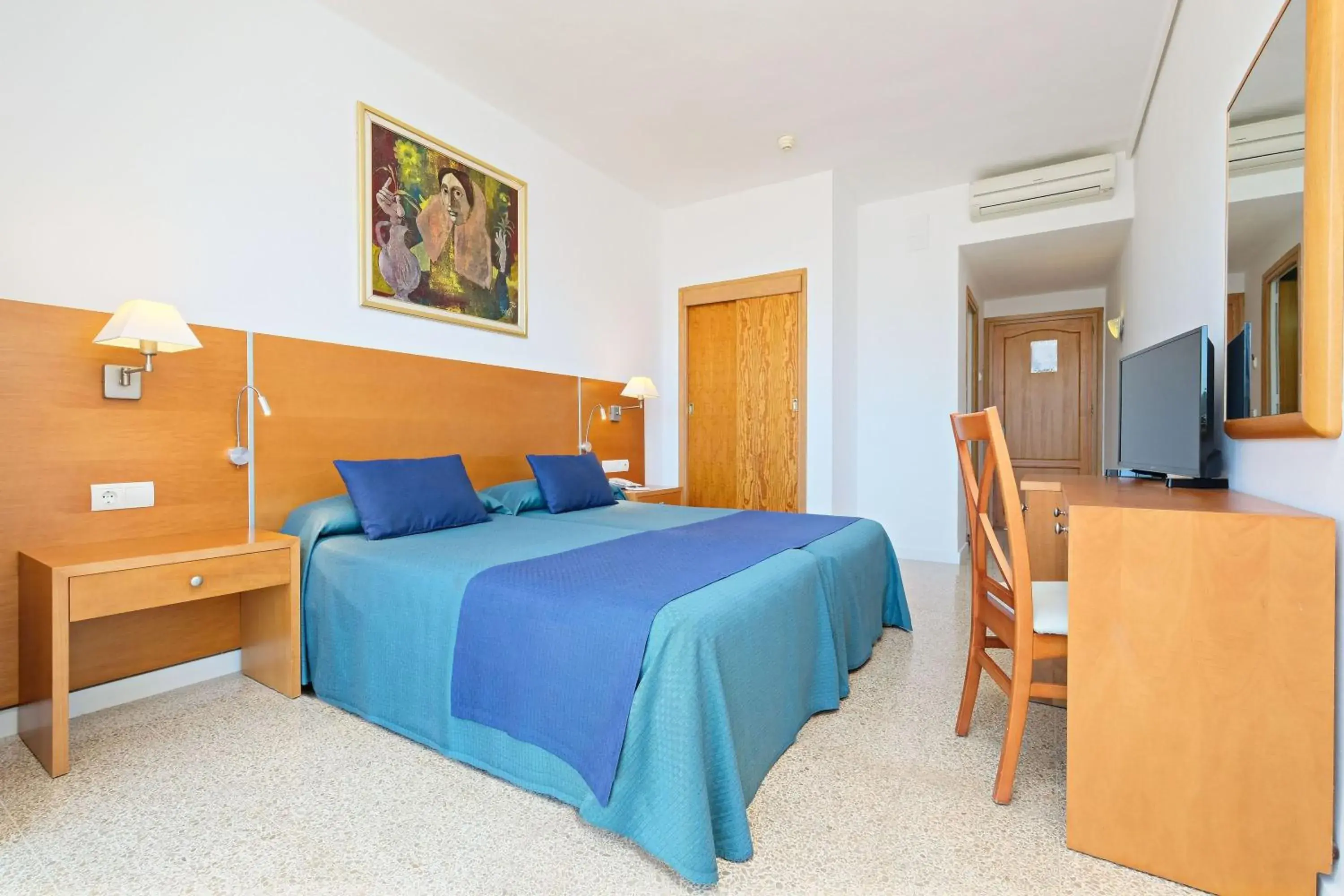 Photo of the whole room, Bed in azuLine Hotel S'Anfora & Fleming Photo of the whole room, Bed in azuLine Hotel S'Anfora & Fleming