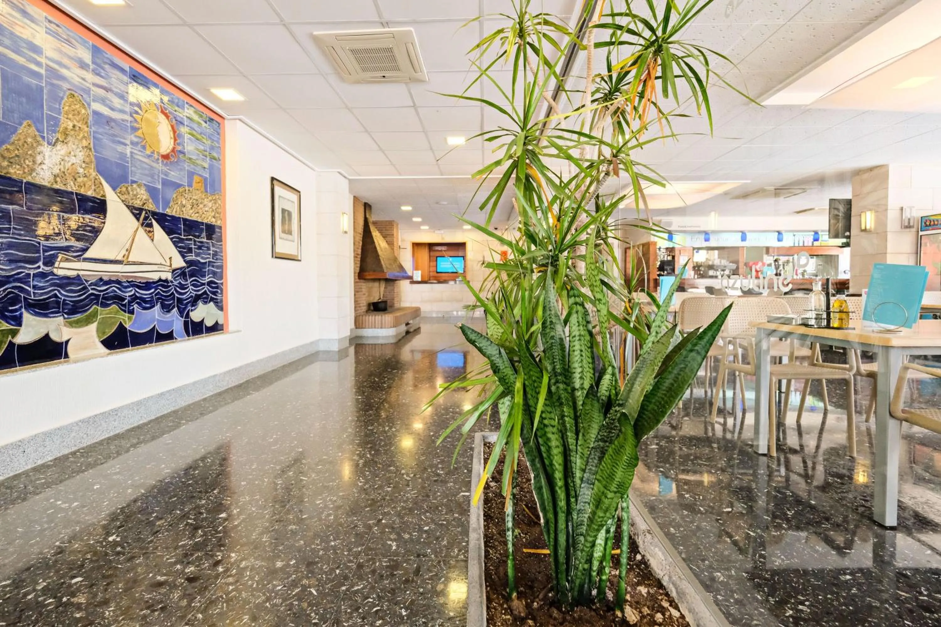 Lobby or reception in azuLine Hotel S'Anfora & Fleming