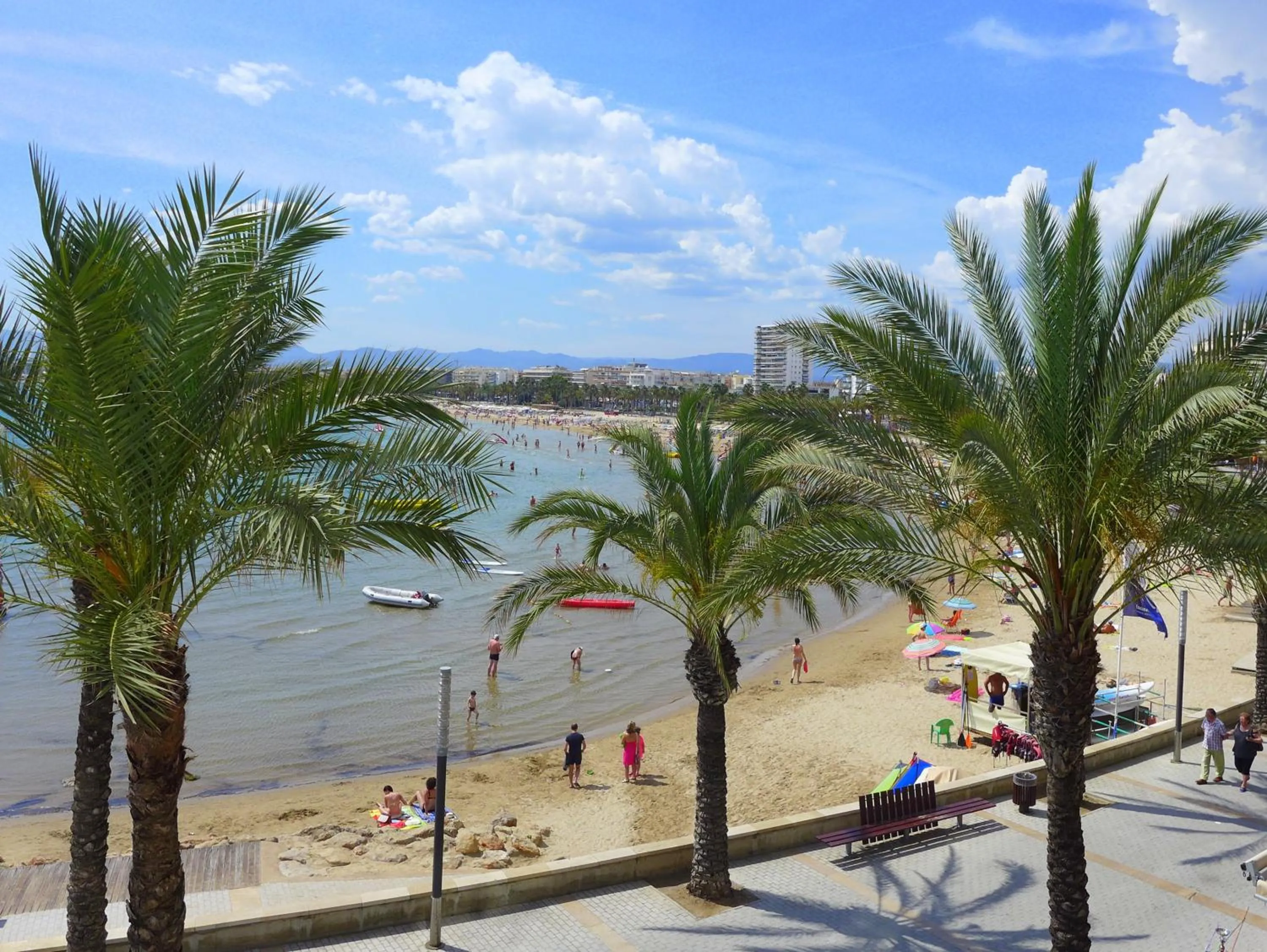 Sea view in Rentalmar Family Acantilados