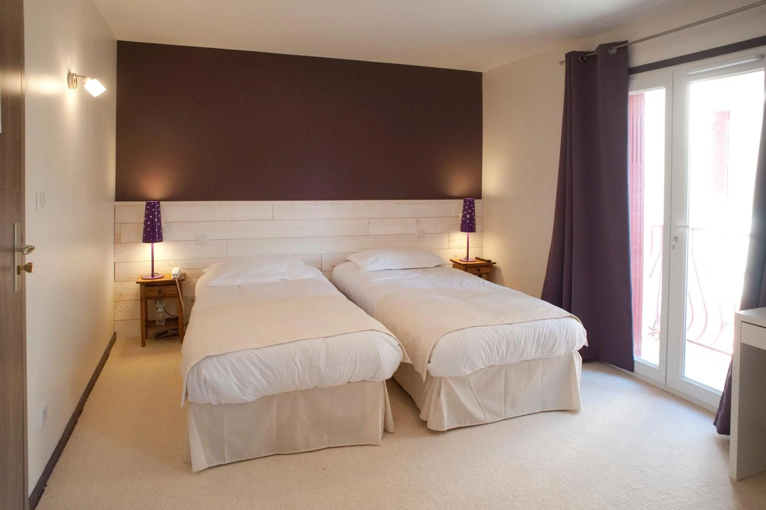 Bedroom, Bed in Comptoir et Dépendances