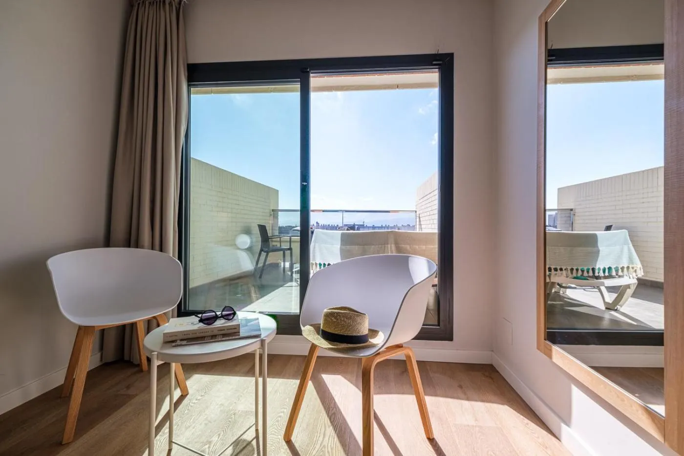 Balcony/Terrace in Hotel California Garden