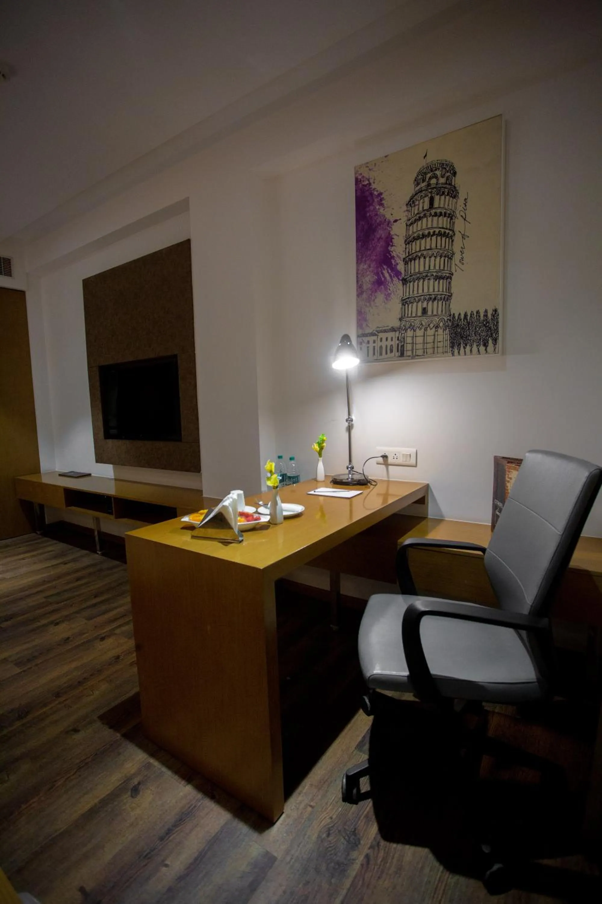 Property building in Citadel Hotel By Vinnca