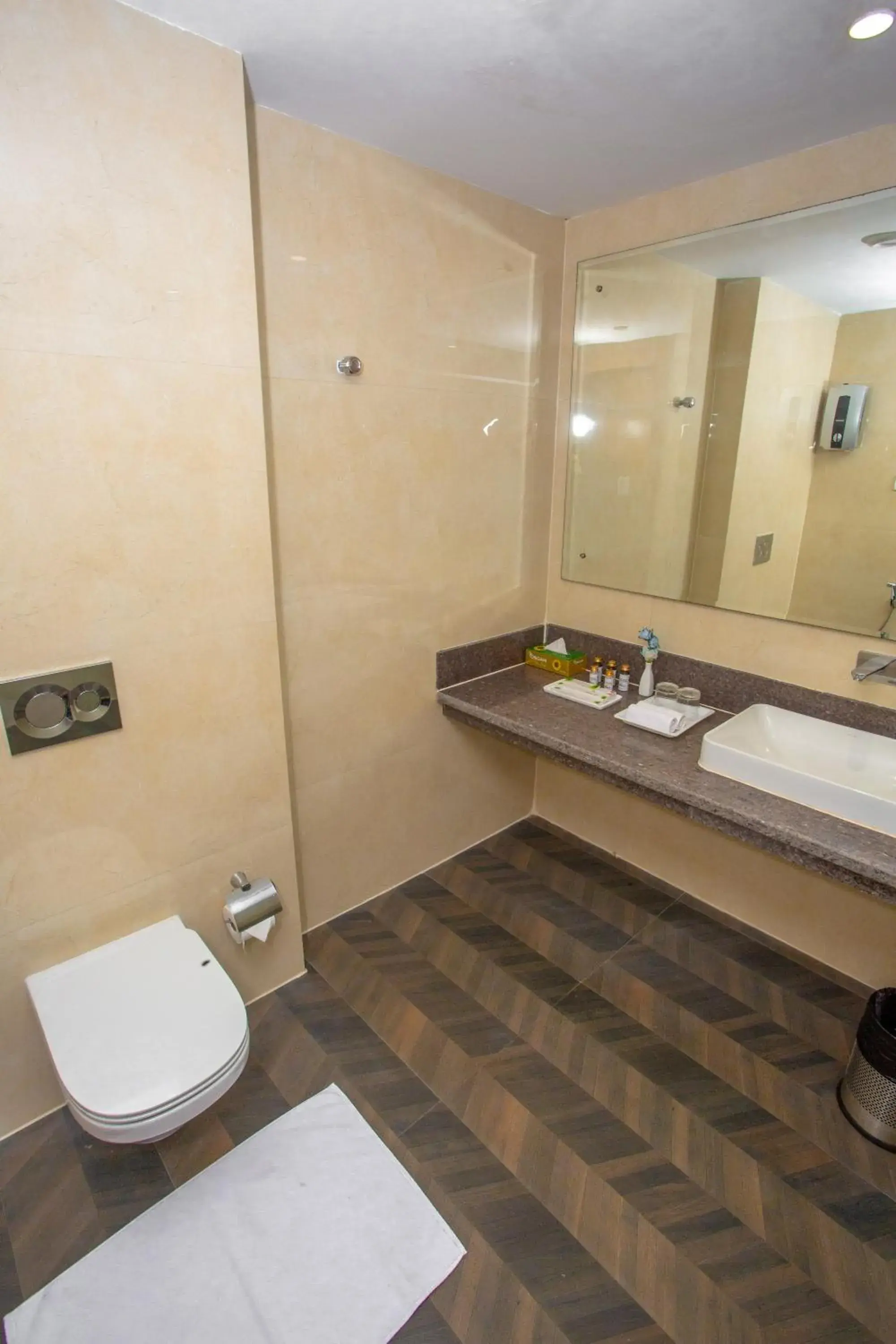 Property building in Citadel Hotel By Vinnca Property building in Citadel Hotel By Vinnca