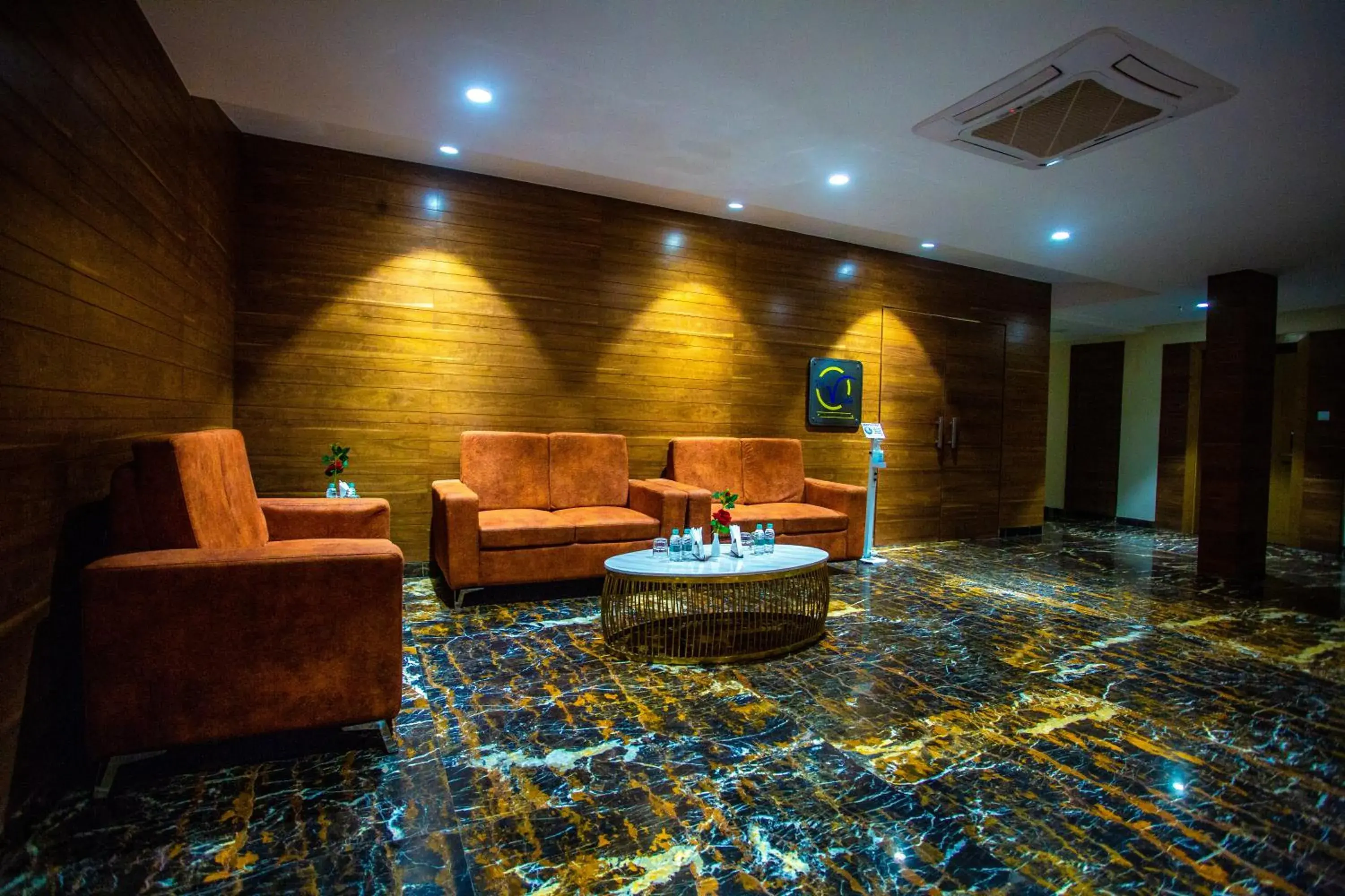 Restaurant/places to eat in Citadel Hotel By Vinnca Restaurant/places to eat in Citadel Hotel By Vinnca