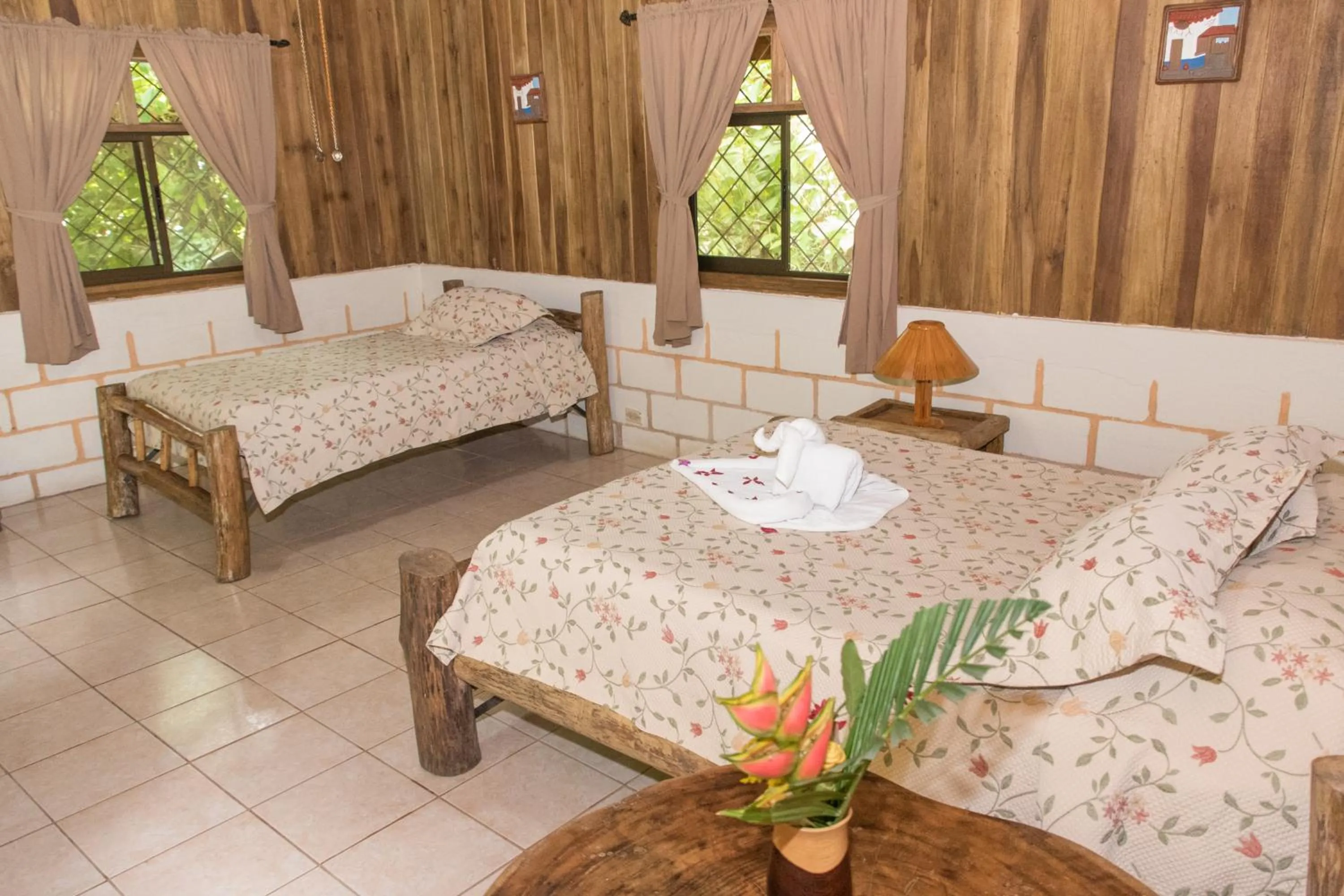 Photo of the whole room, Bed in Arenal Oasis Eco Lodge & Wildlife Refuge