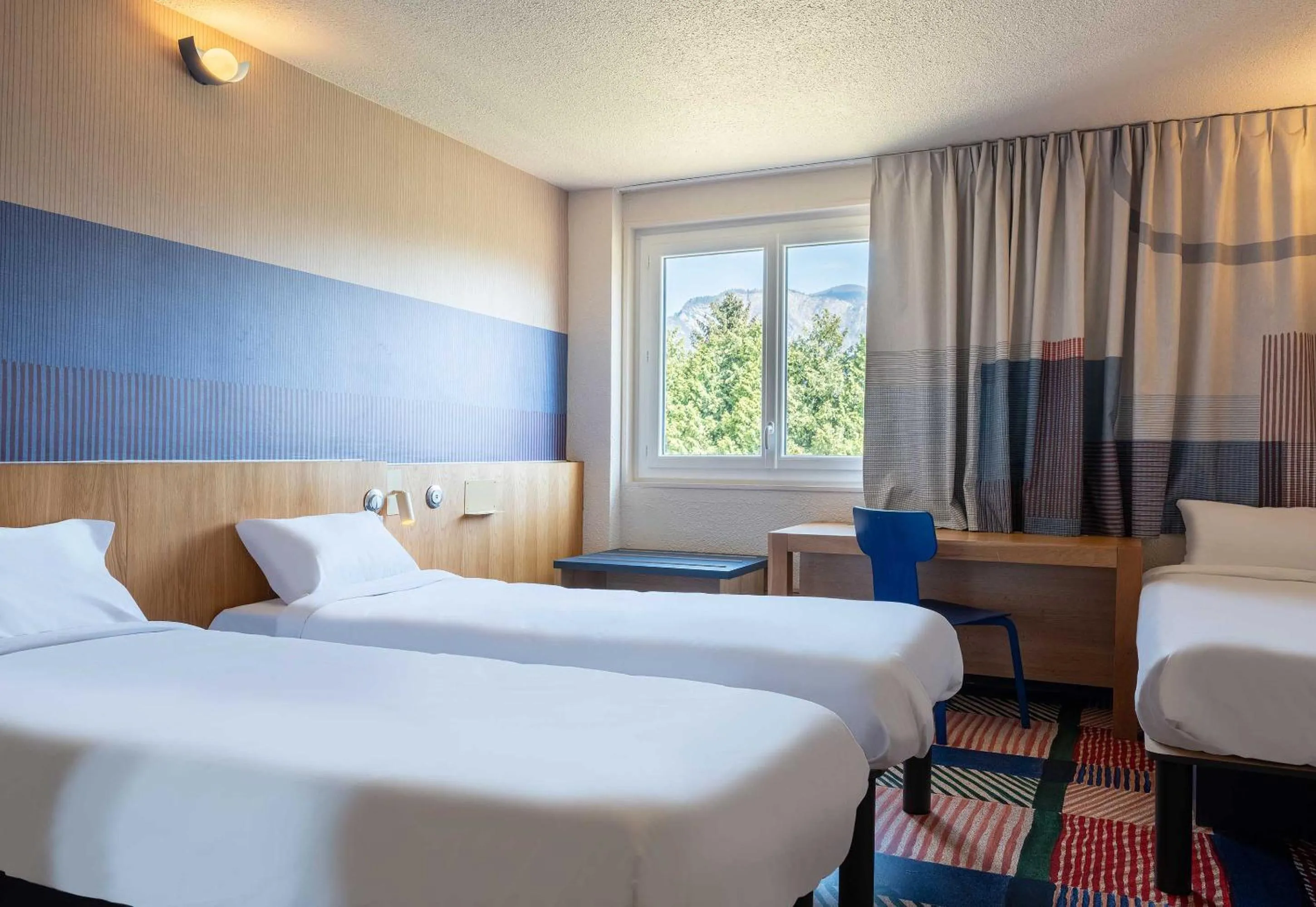 Photo of the whole room, Bed in B&B HOTEL Saint-Pierre-en-Faucigny Bonneville