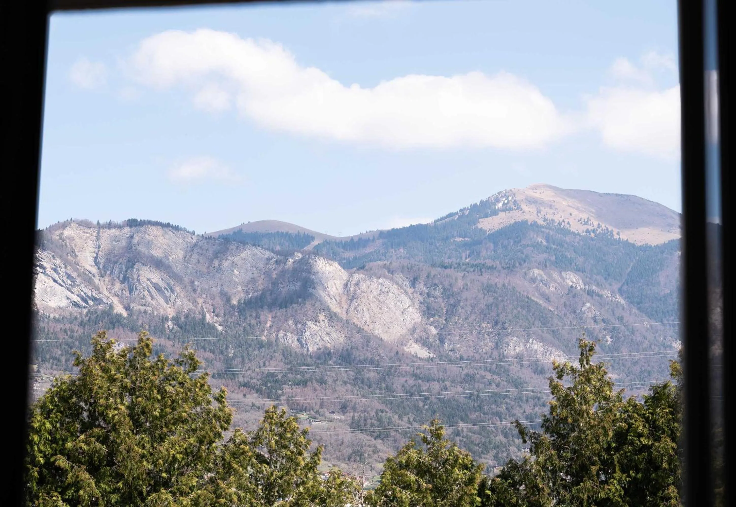 Mountain view in B&B HOTEL Saint-Pierre-en-Faucigny Bonneville