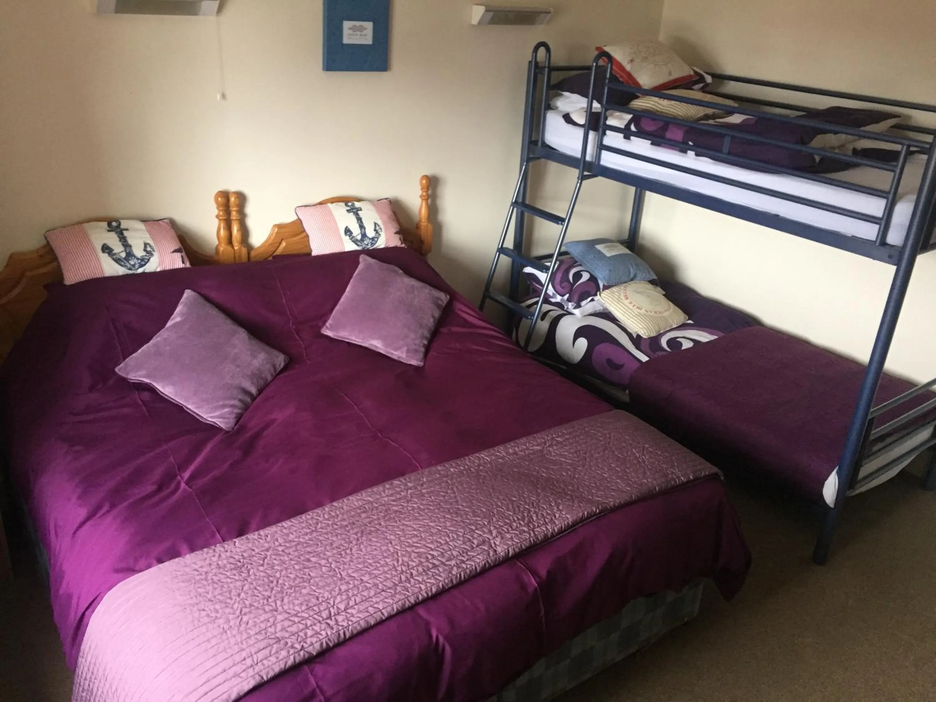 Bedroom, Bed in Causeway tavern bed & breakfast