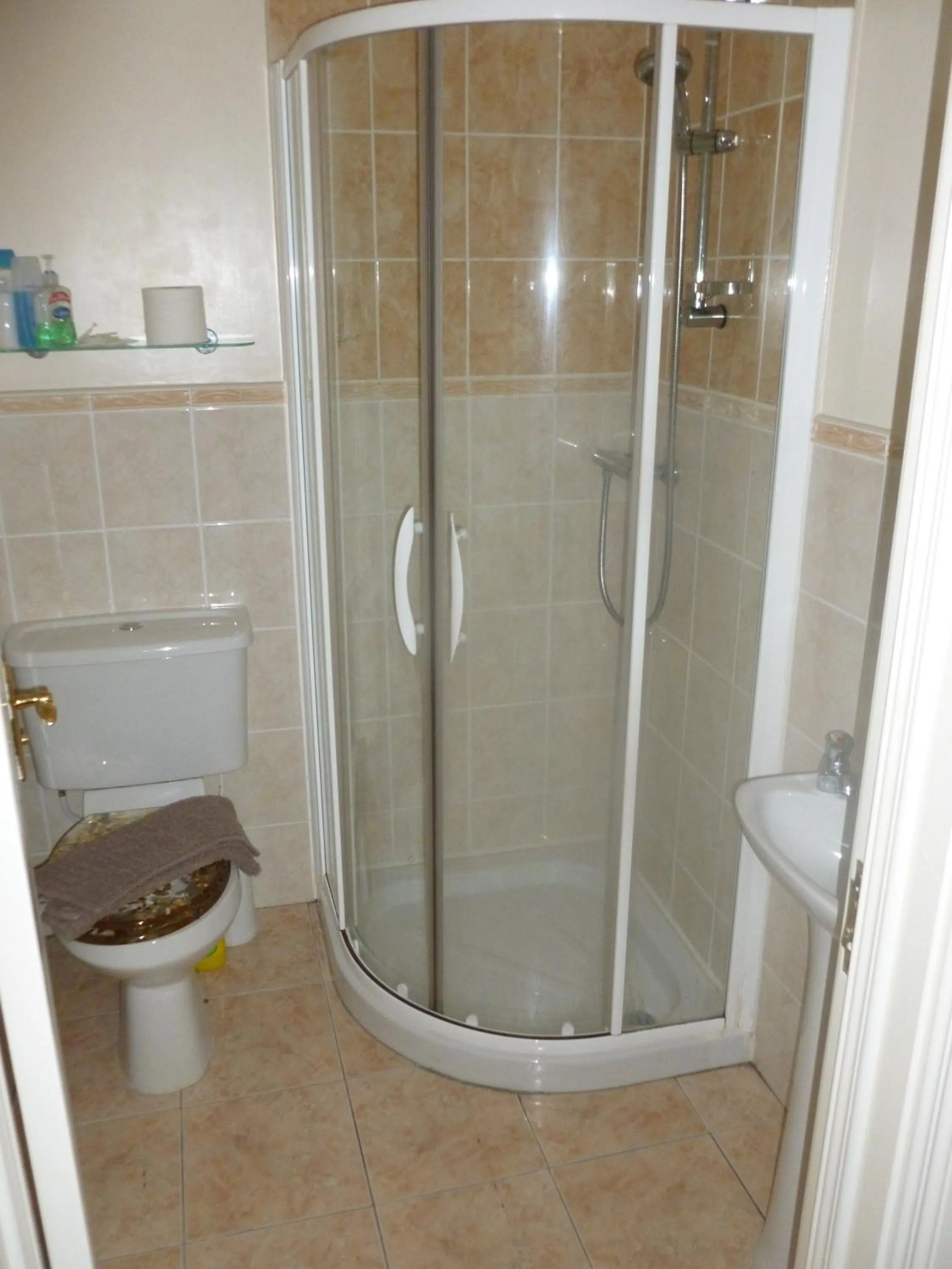 Bathroom in Causeway tavern bed & breakfast