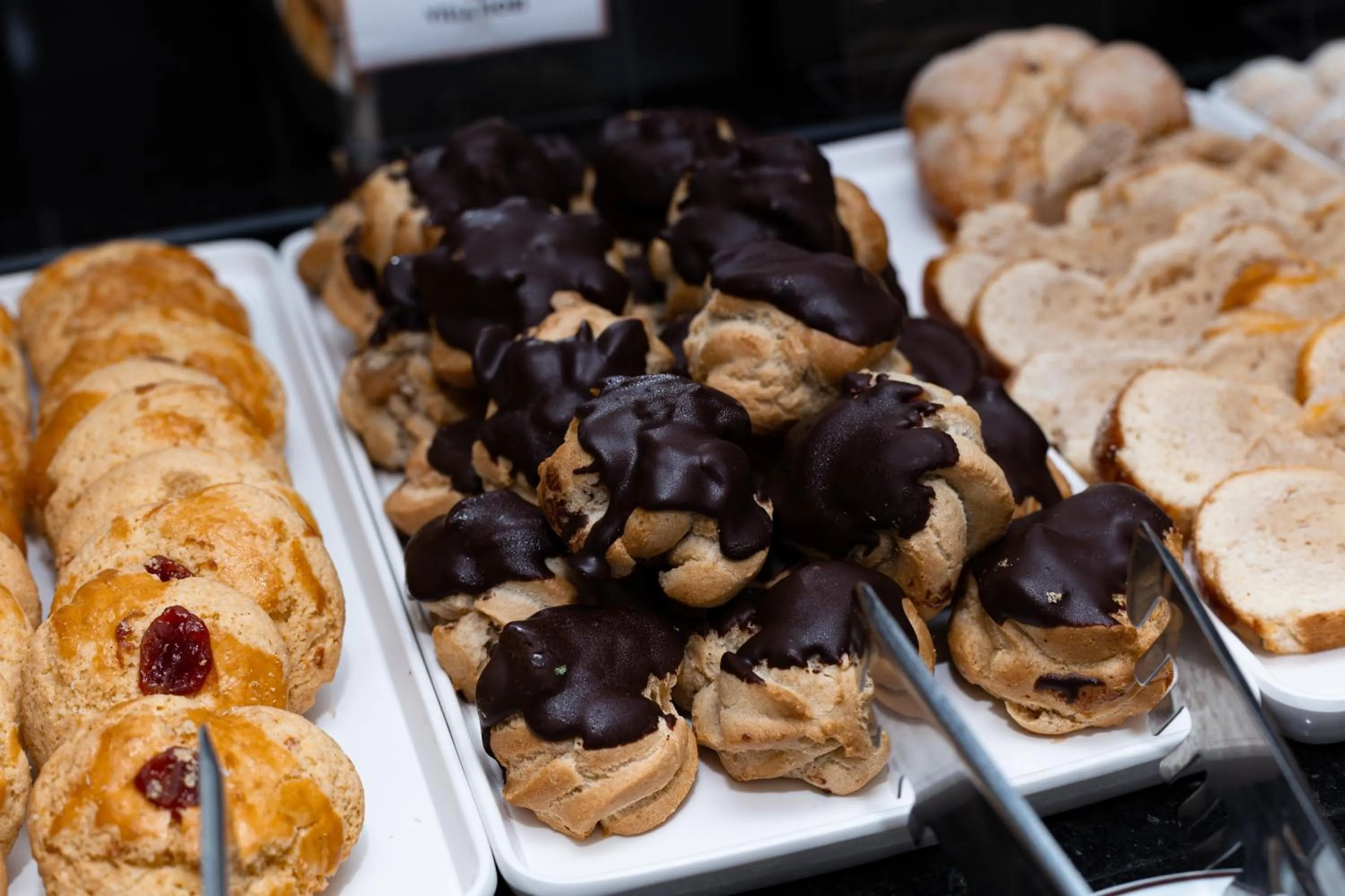 Breakfast in Hotel Villa Fiori