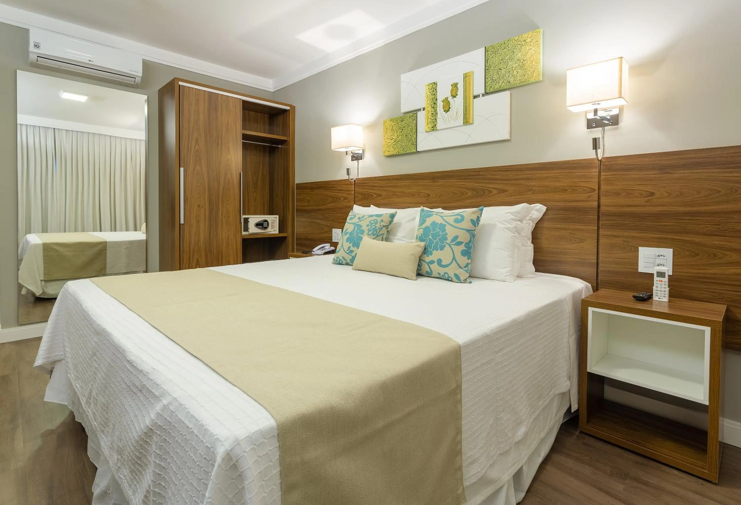 Bed in Hotel Villa Fiori