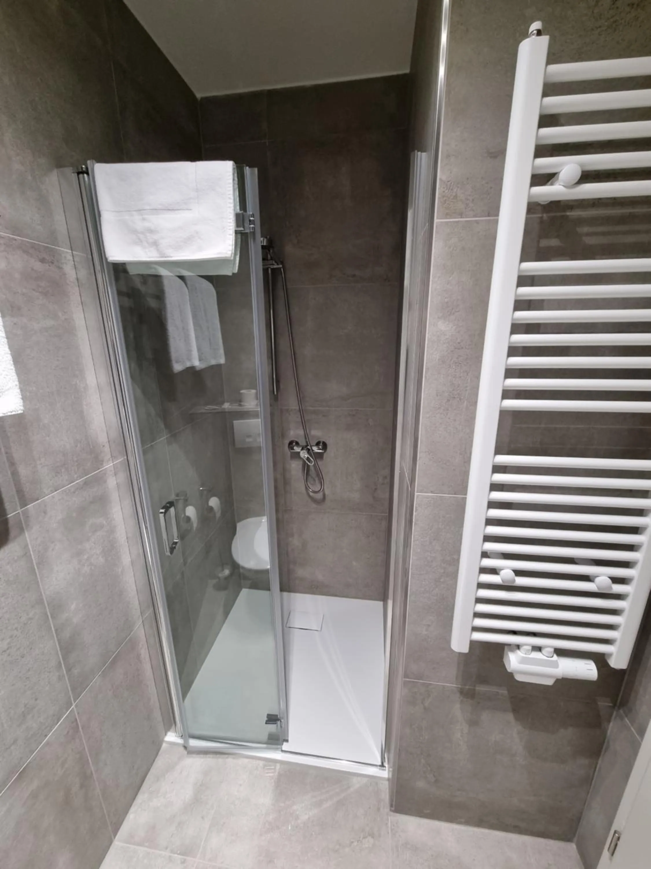 Bathroom in Hotel Zur Post