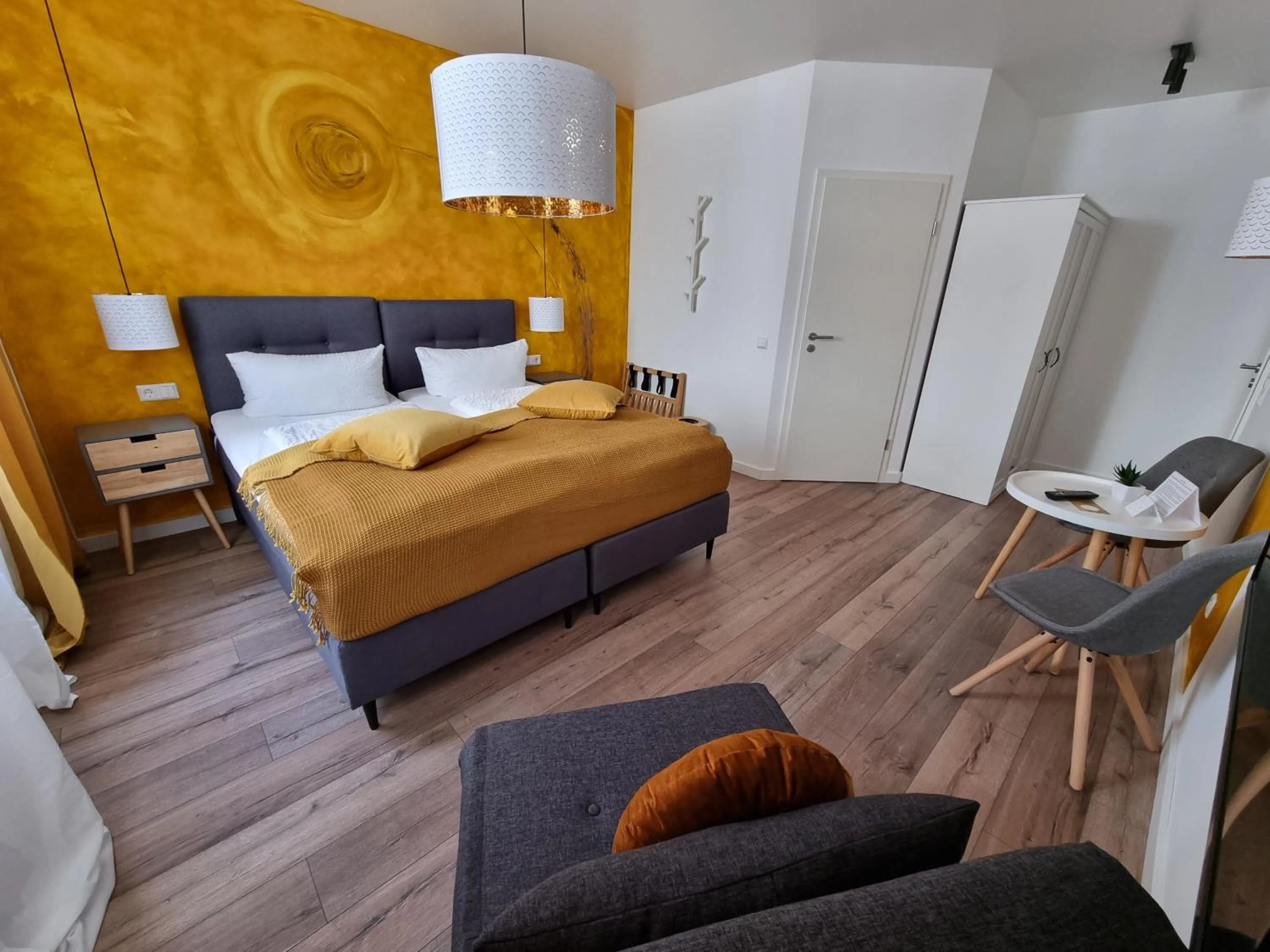 Photo of the whole room in Hotel Zur Post