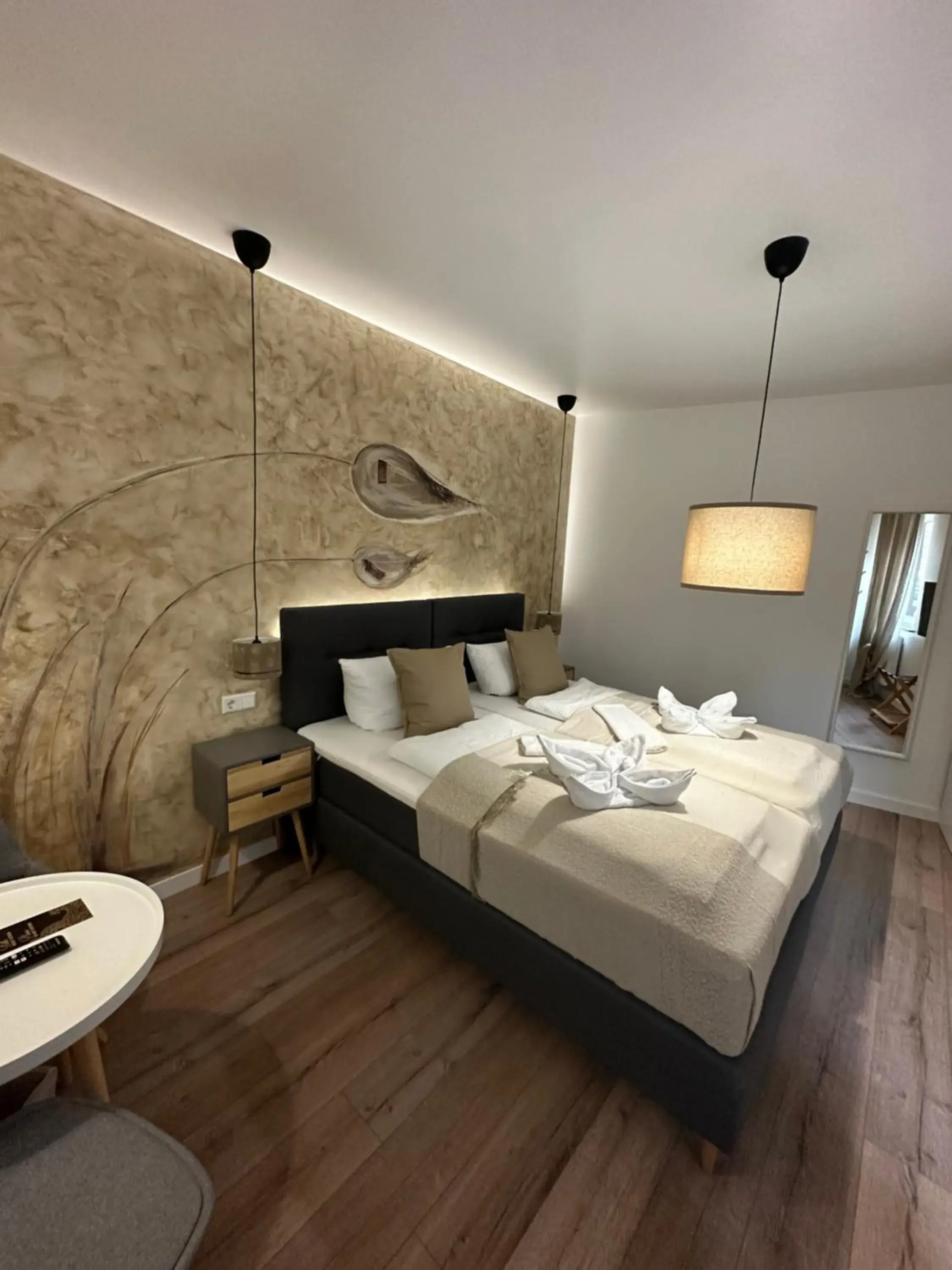 Comfort Triple Room - single occupancy in Hotel Zur Post Comfort Triple Room - single occupancy in Hotel Zur Post