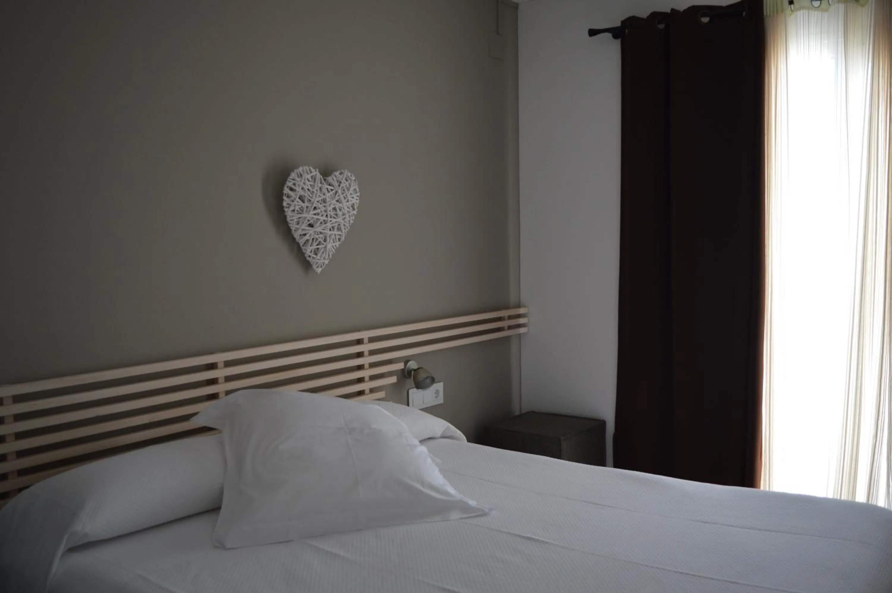 Photo of the whole room, Bed in Hotel Nou Estrelles