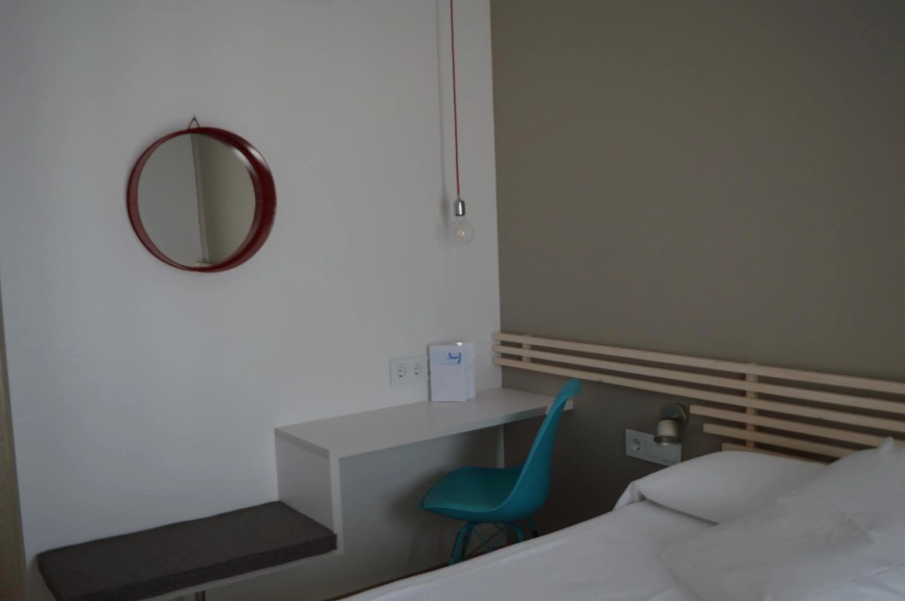 Photo of the whole room, Bed in Hotel Nou Estrelles