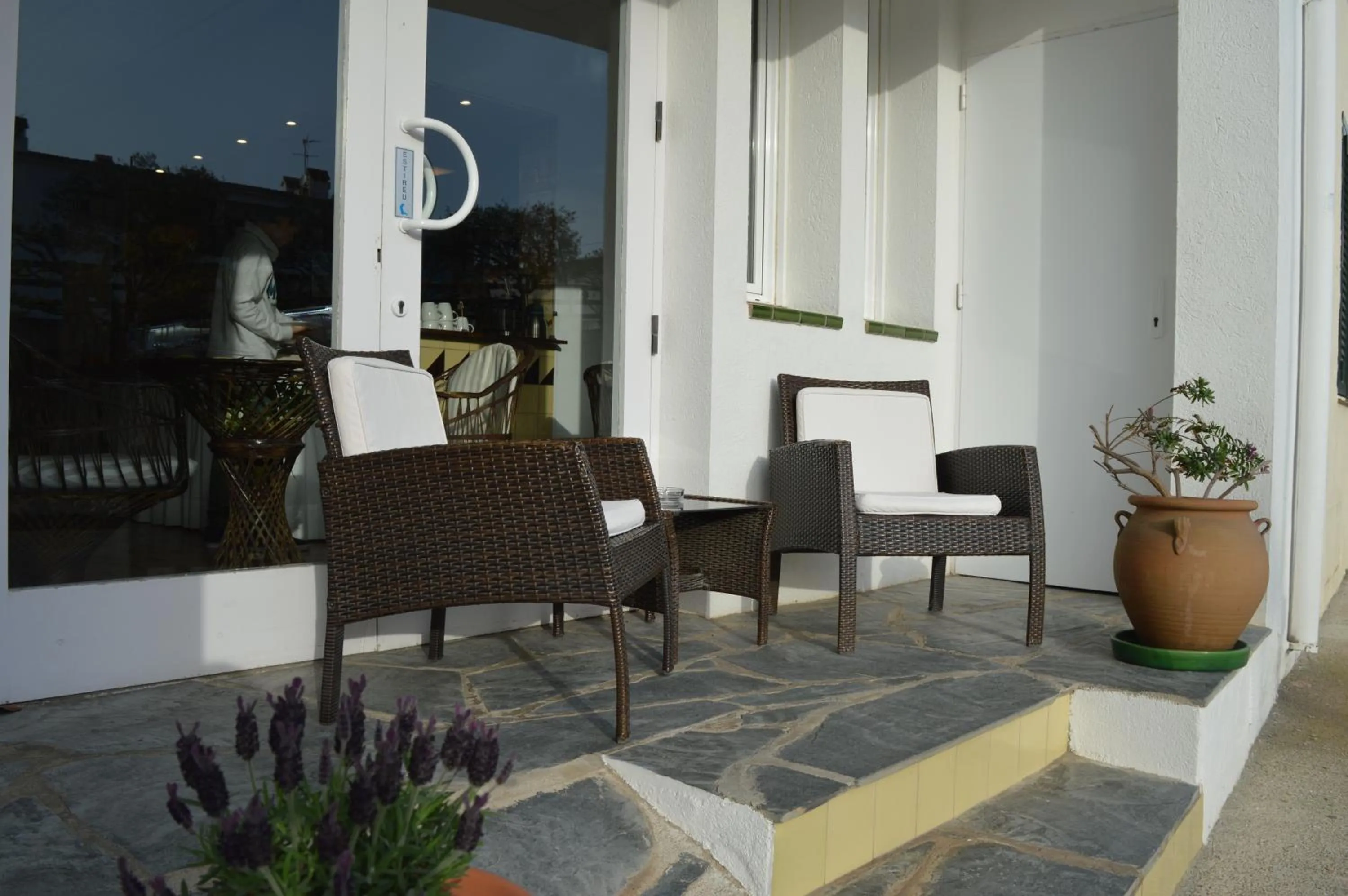 Living room in Hotel Nou Estrelles