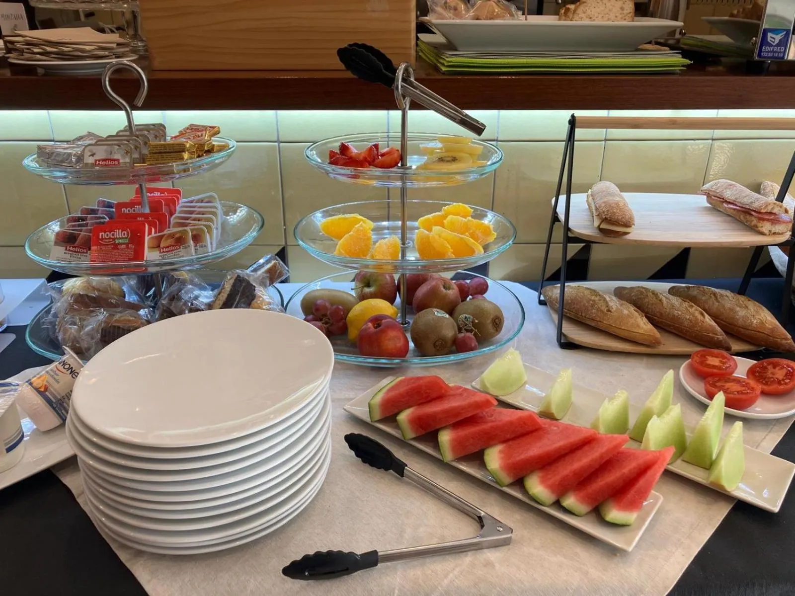 Breakfast in Hotel Nou Estrelles
