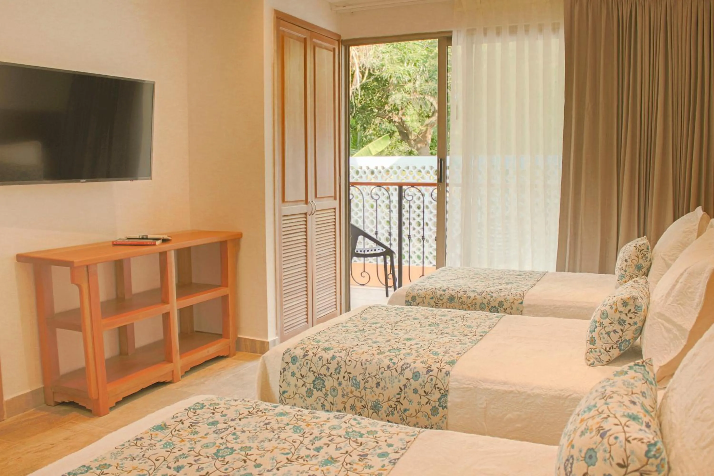 Bed in Hotel La Gloria