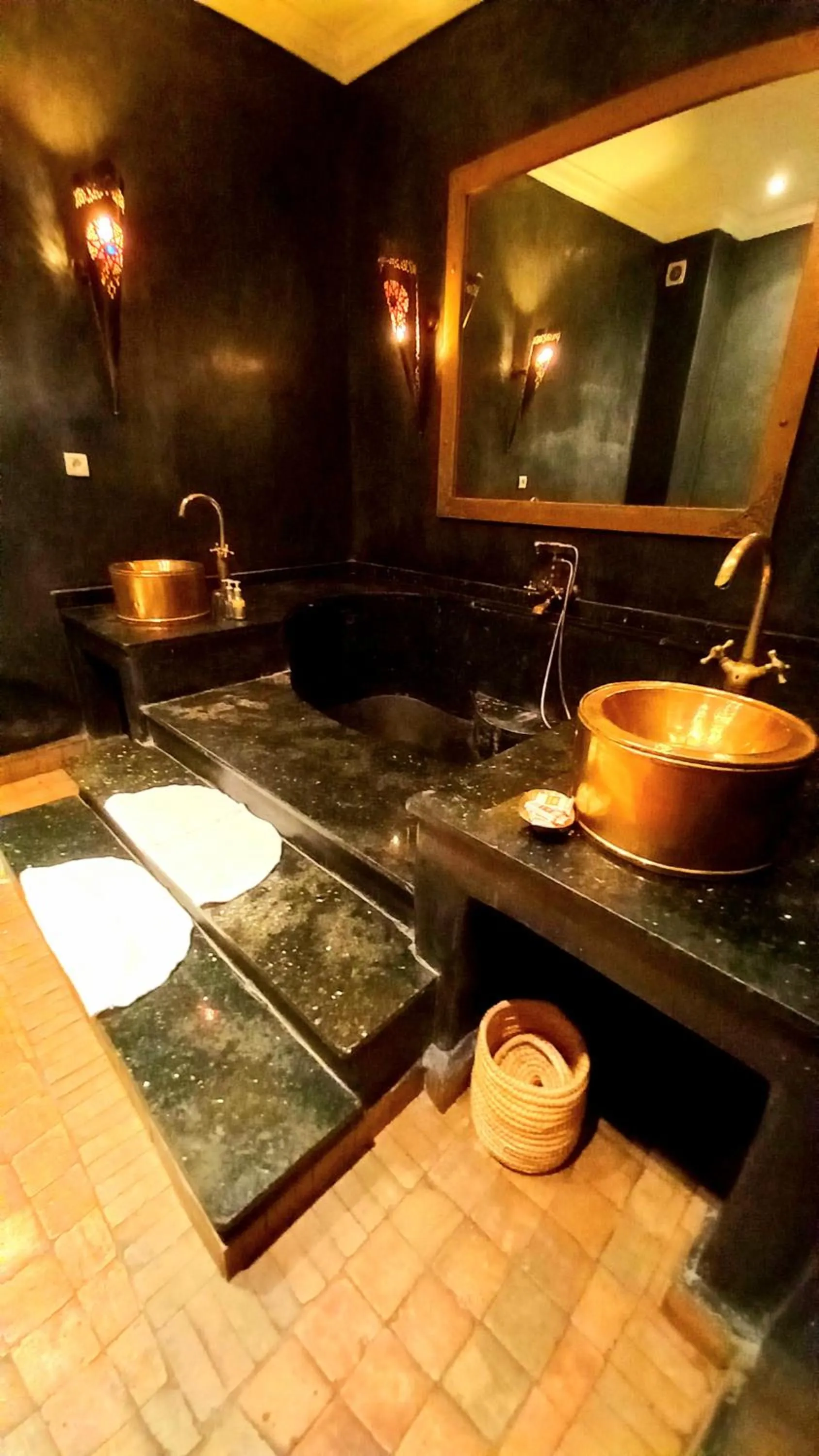 Steam room in Riad Rêve d Antan