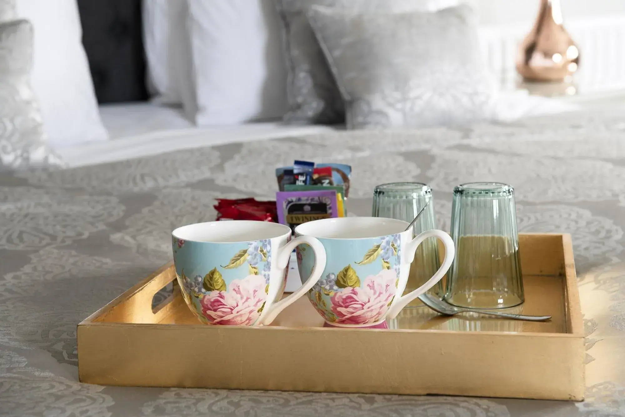 Food and drinks, Bed in Springfield House - Birmingham Airport & NEC Food and drinks, Bed in Springfield House - Birmingham Airport & NEC