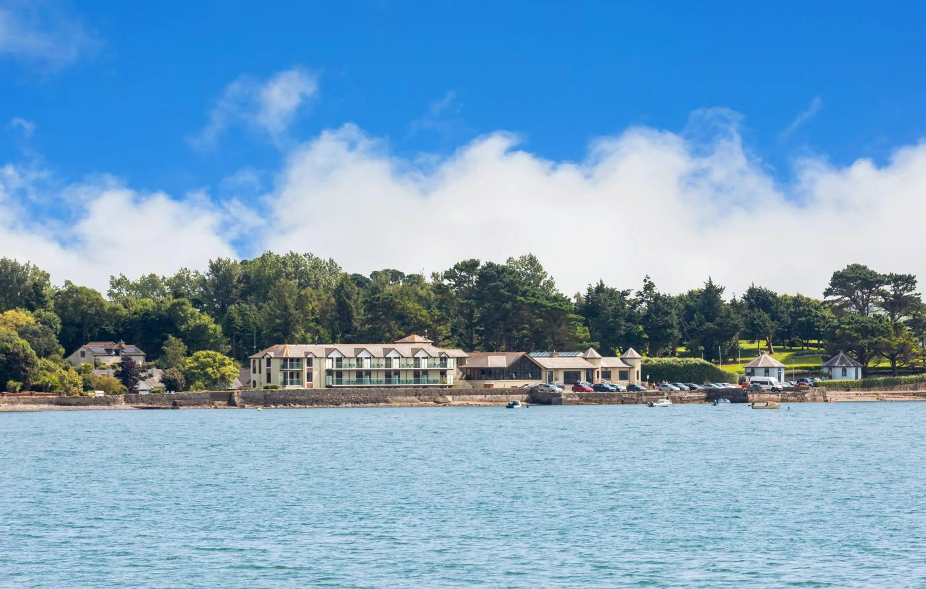 Property building in Gold Coast Resort Dungarvan