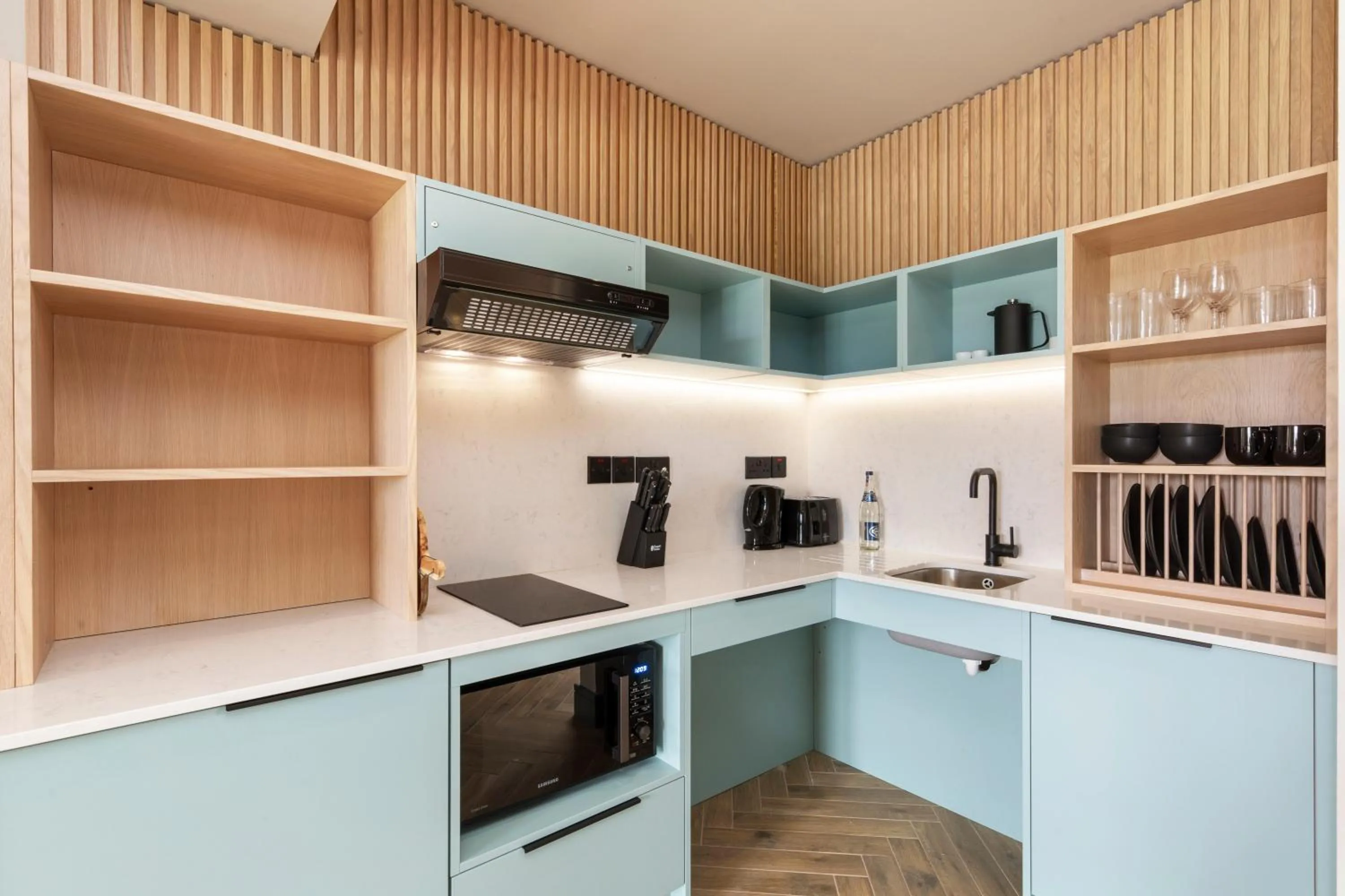 Kitchen or kitchenette in Gold Coast Resort Dungarvan