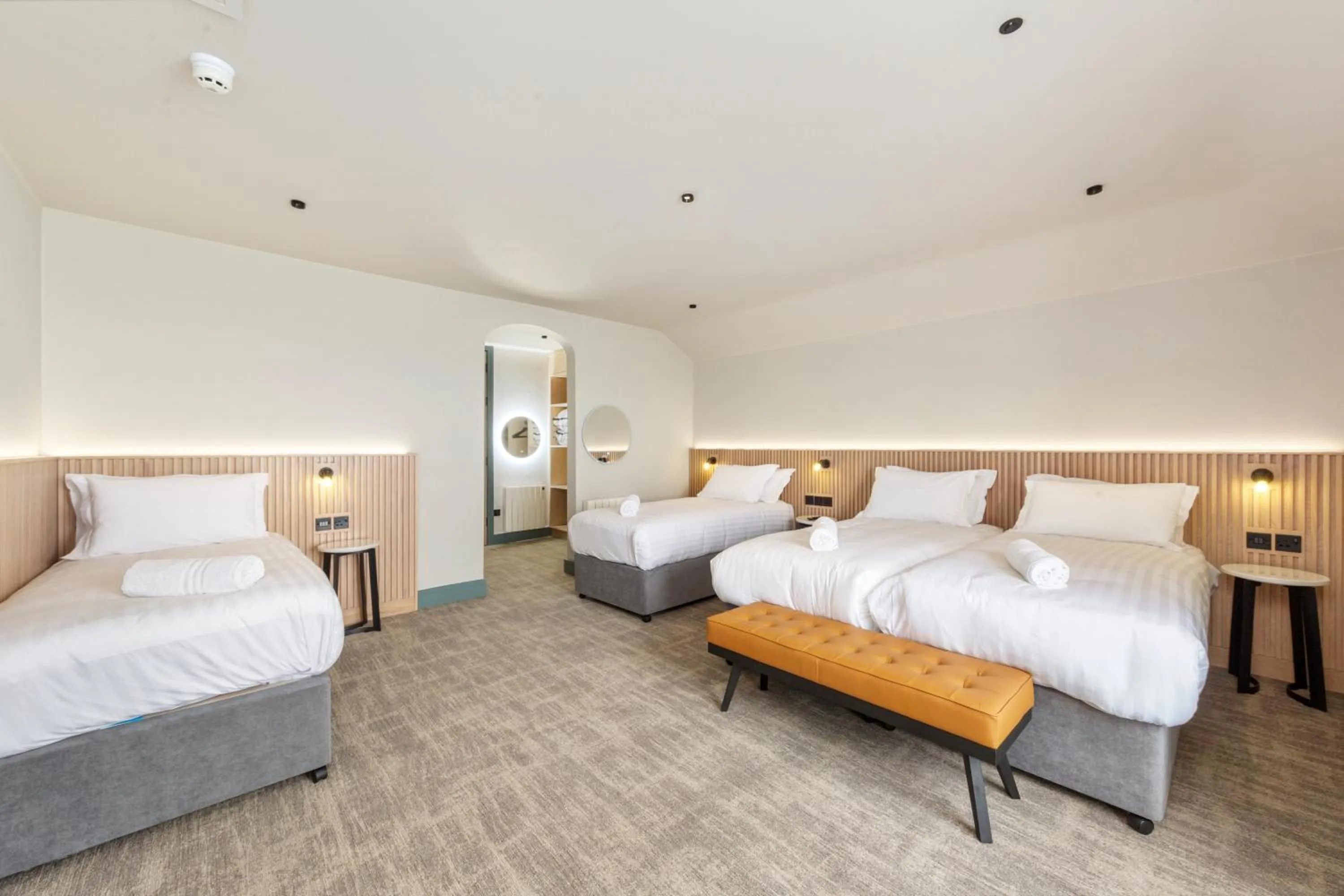 Bedroom, Bed in Gold Coast Resort Dungarvan