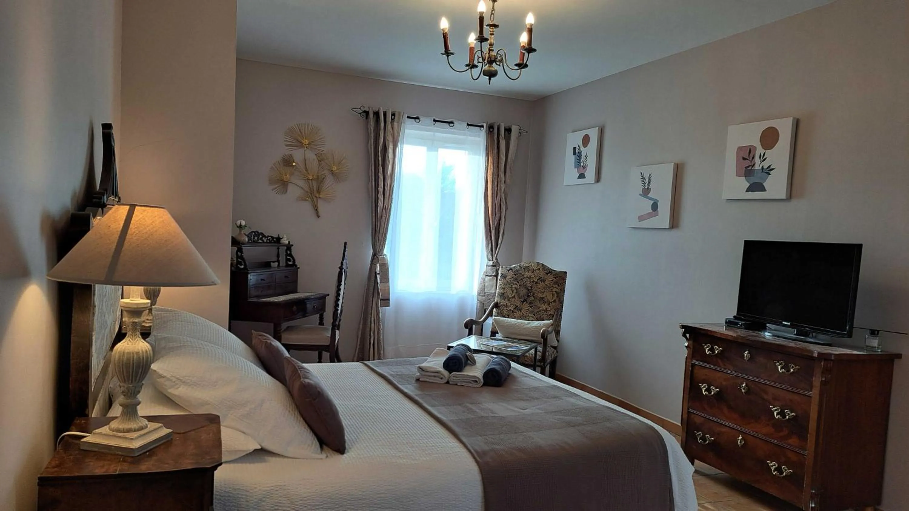 Bed in La Barde Montfort, votre maison d'hôtes à 4 kms de Sarlat Dordogne