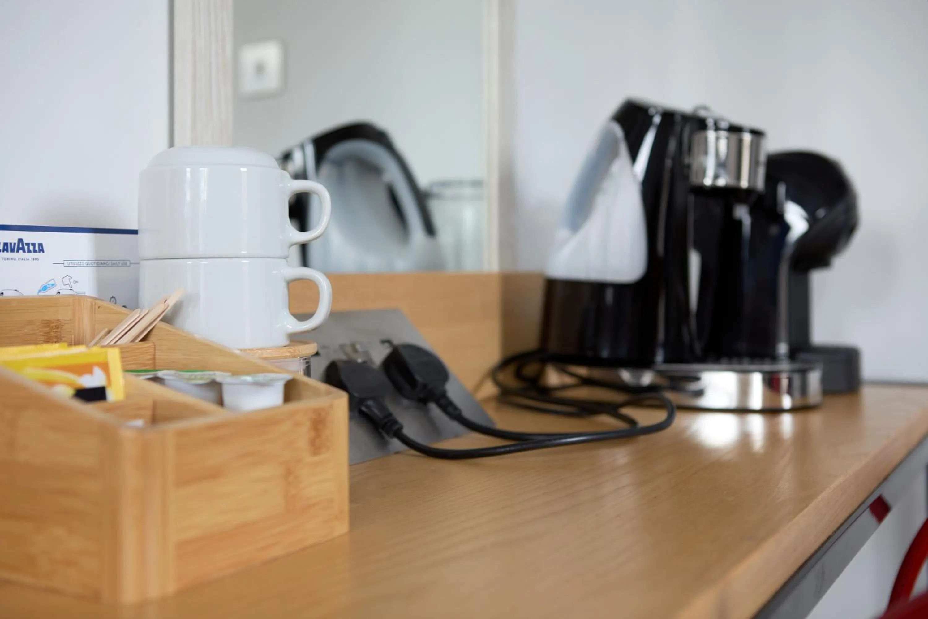 Coffee/tea facilities in St Christopher's Inn London Bridge - The Village