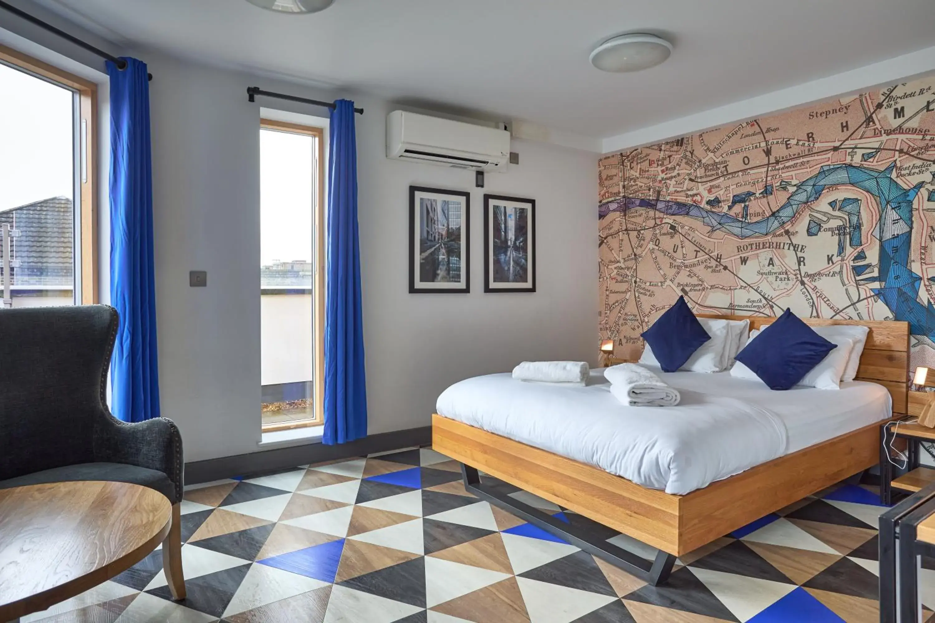 Bedroom, Bed in St Christopher's Inn Village - London Bridge Bedroom, Bed in St Christopher's Inn Village - London Bridge