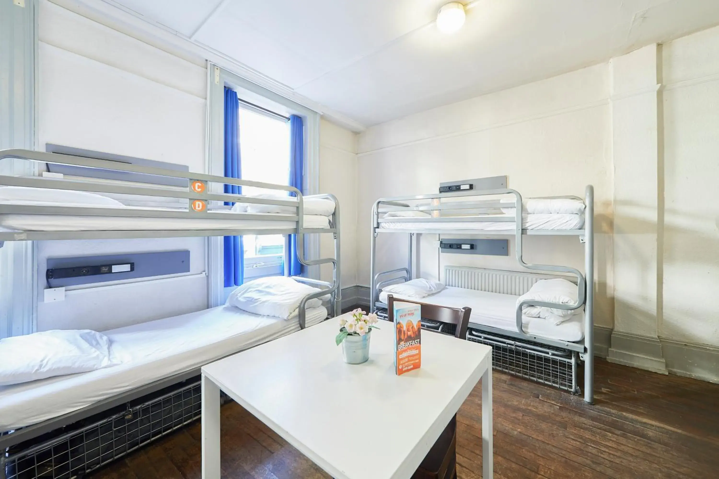 Bed in St Christopher's Inn London Bridge - The Inn Bed in St Christopher's Inn London Bridge - The Inn