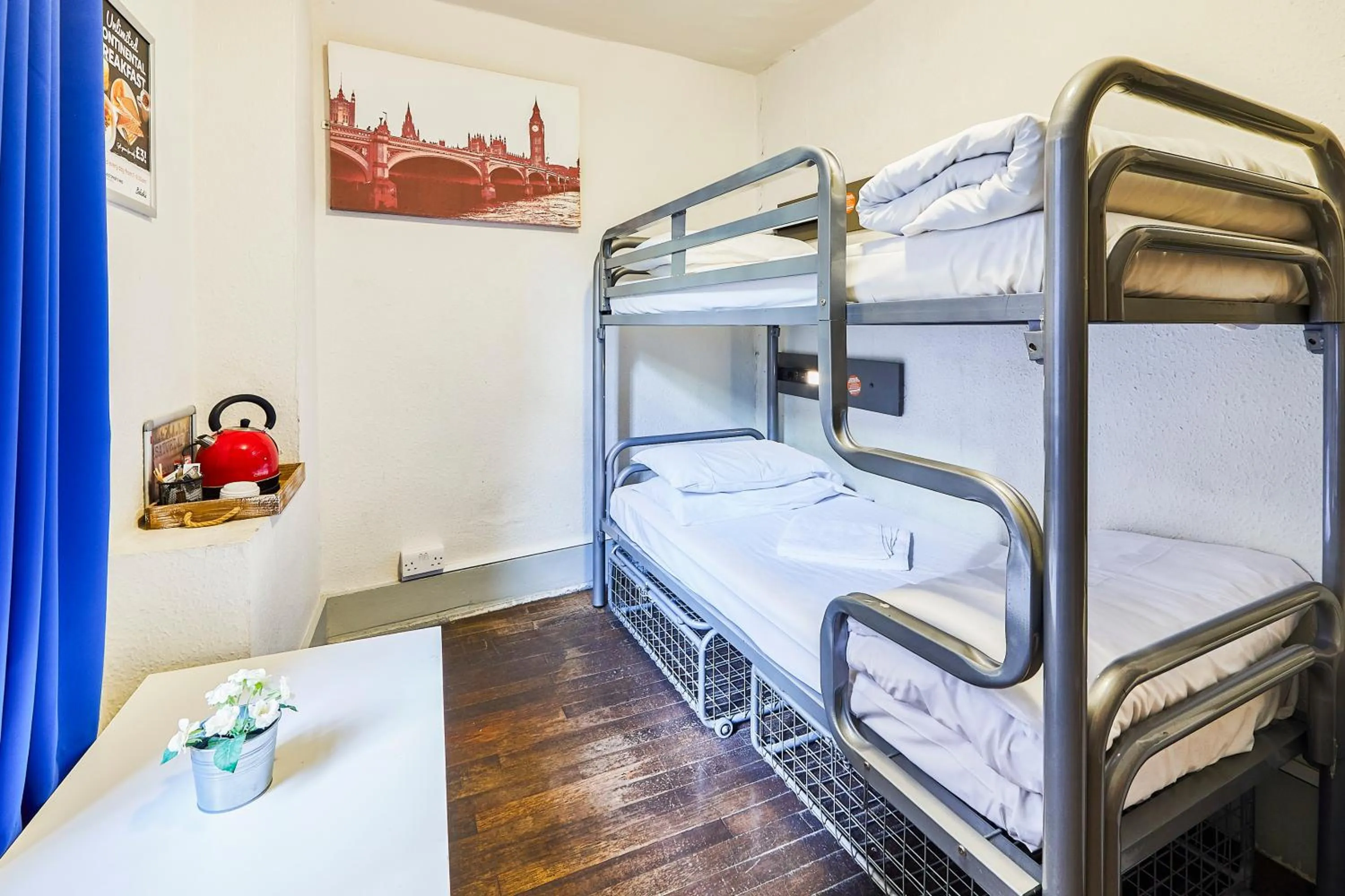 Bed in St Christopher's Inn London Bridge - The Inn