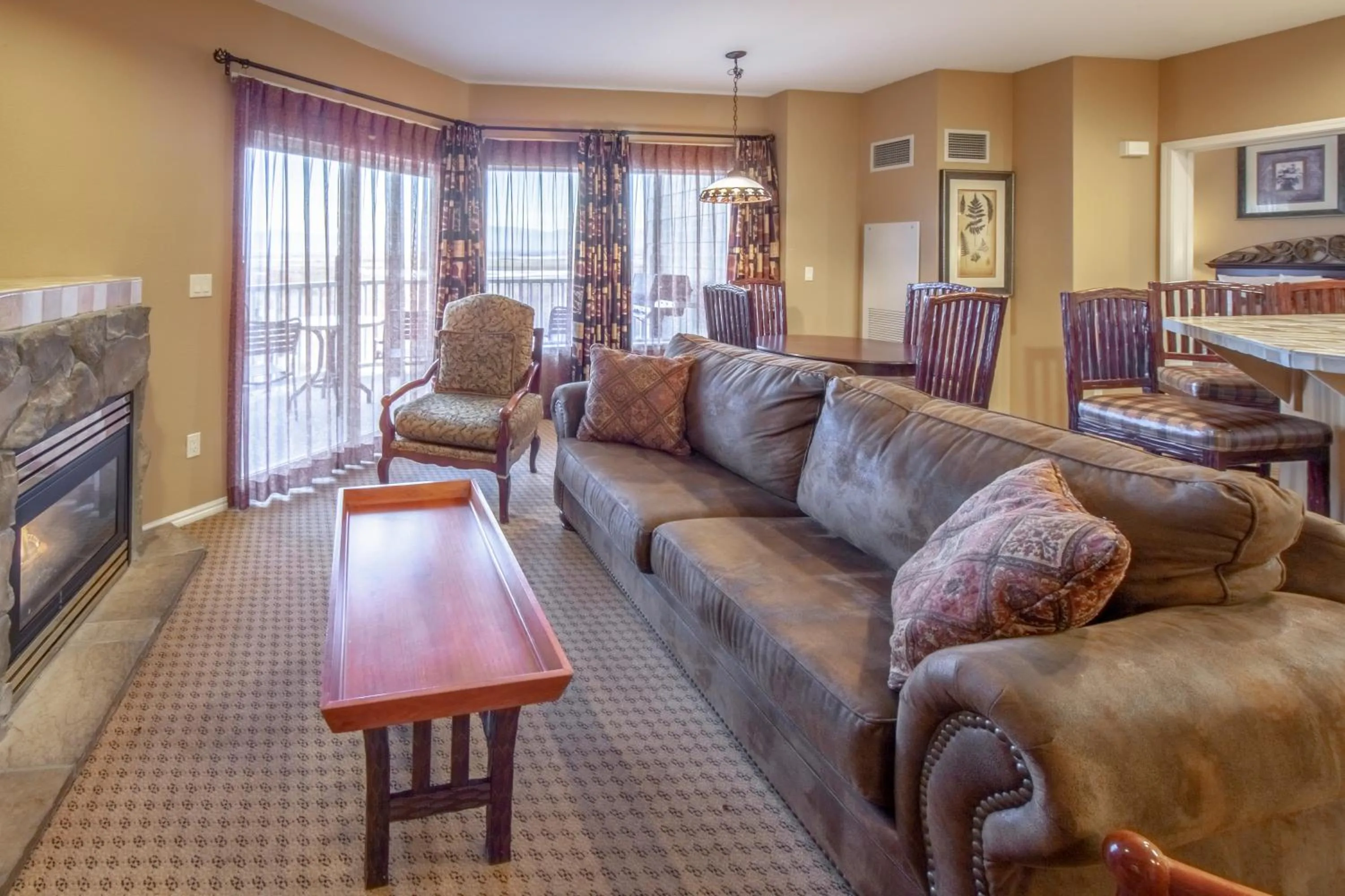 Living room in Holiday Inn Club Vacations - David Walley's Resort