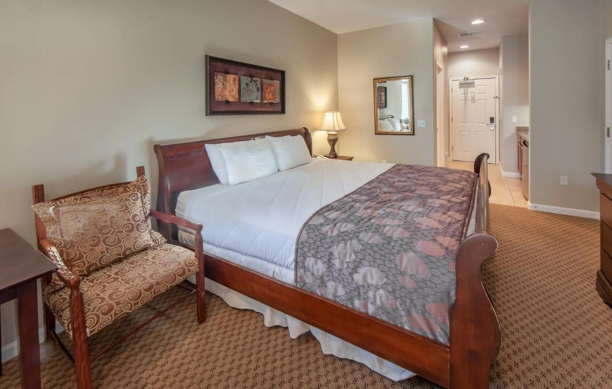 Photo of the whole room, Bed in Holiday Inn Club Vacations - David Walley's Resort