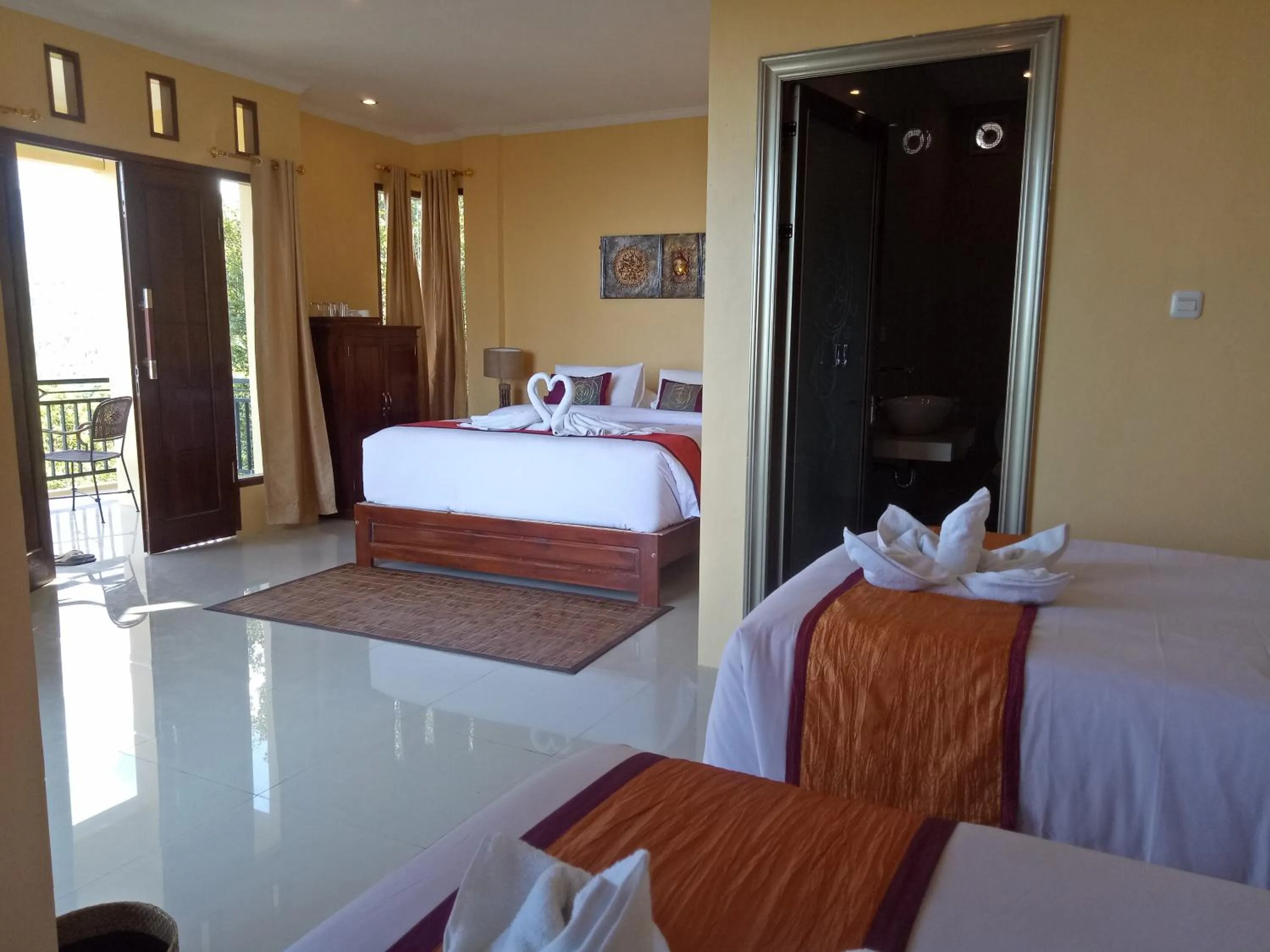 Bed in Atres Sari Resort