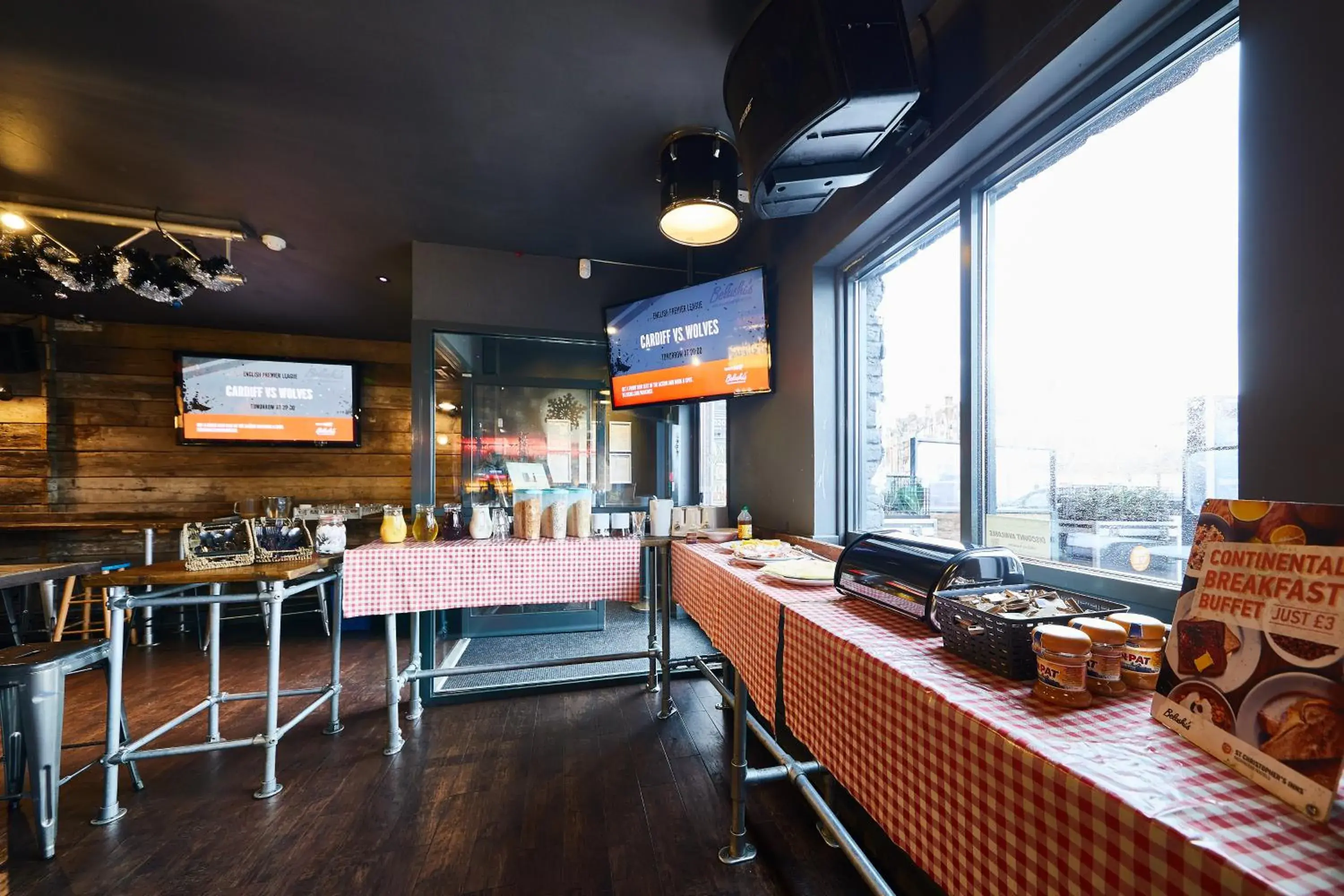 Buffet breakfast in St Christopher's Inn Shepherd's Bush Buffet breakfast in St Christopher's Inn Shepherd's Bush