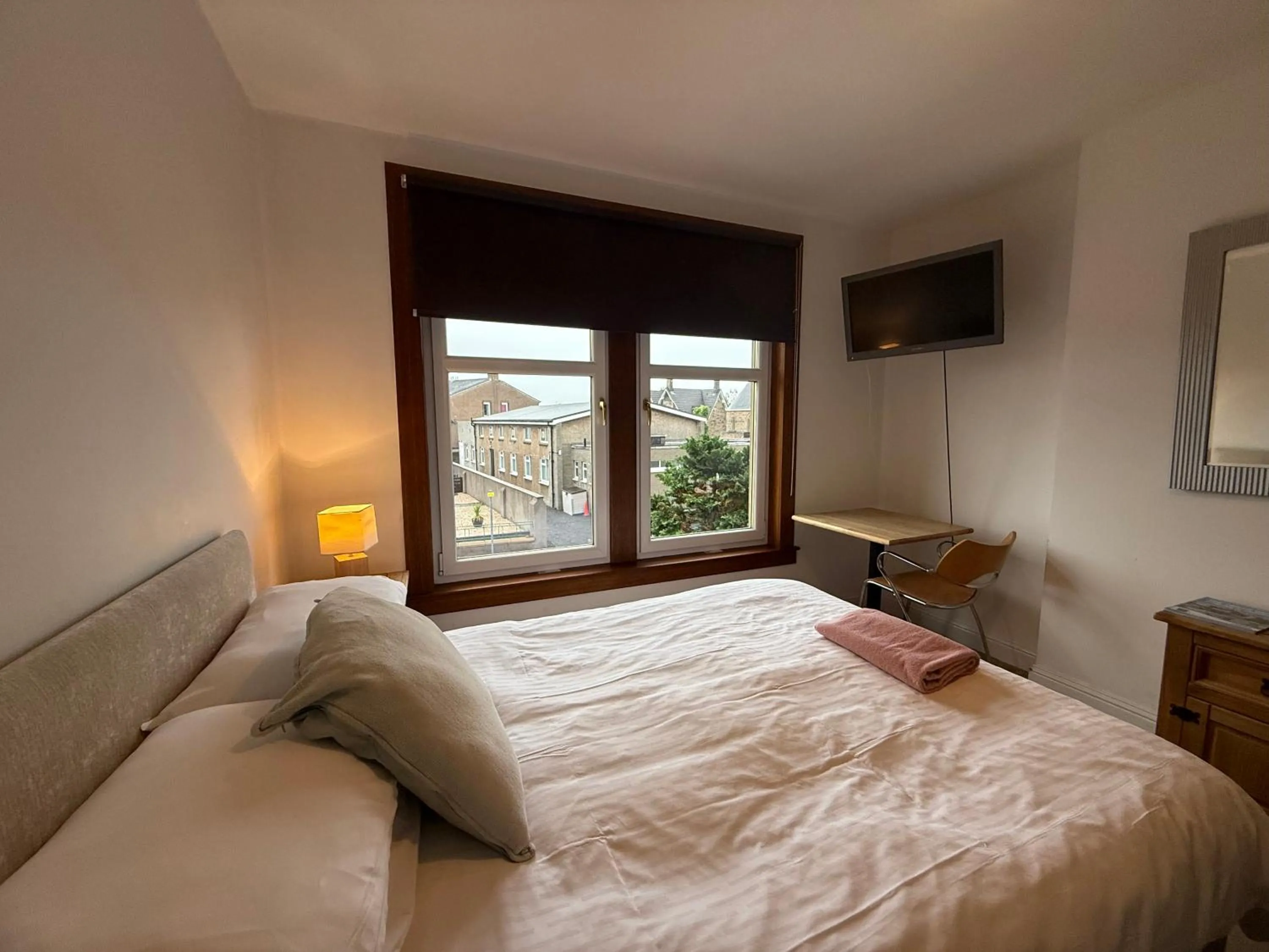 Bed in The Orchard Hotel