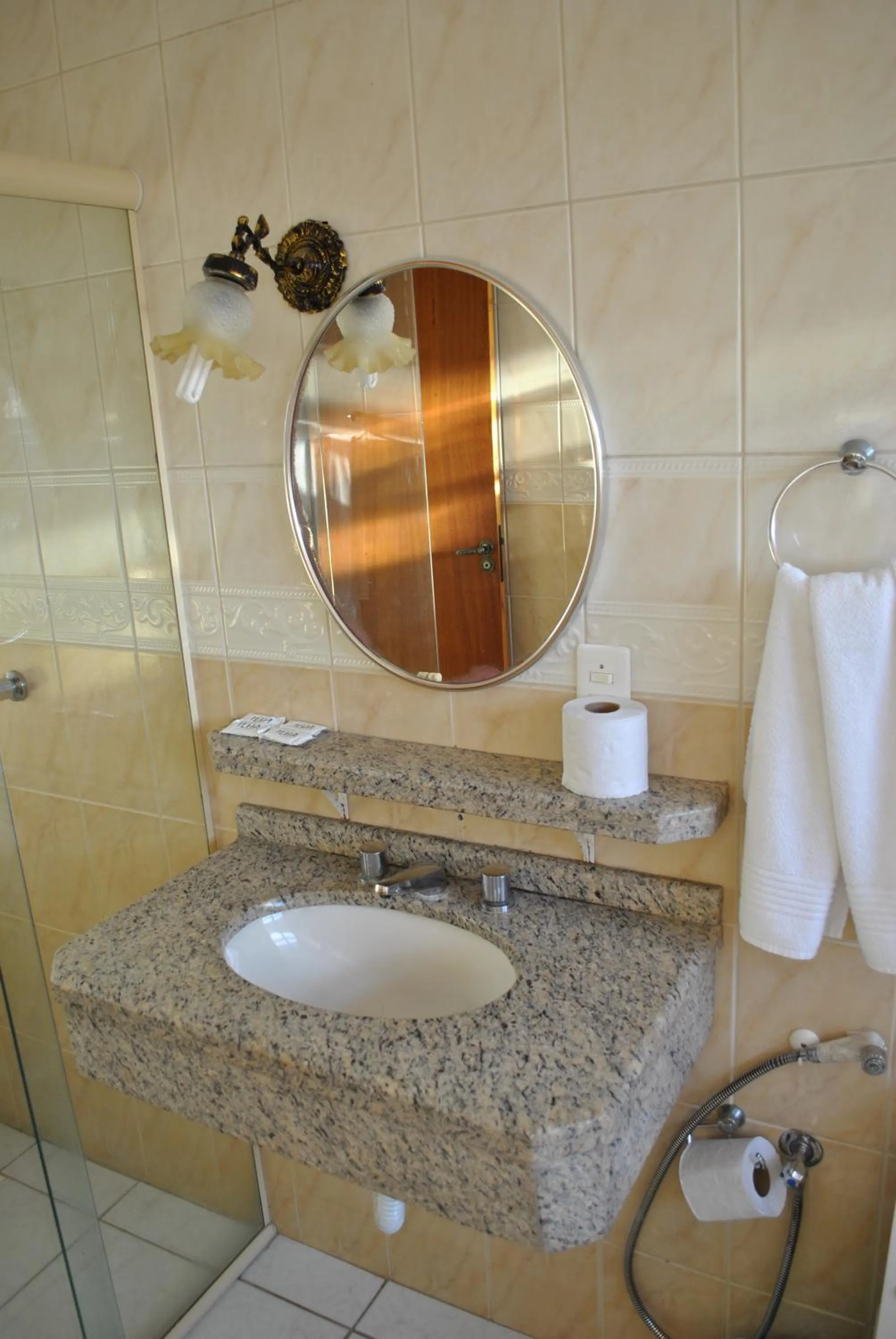 Bathroom in Residencial Sol e Mar de Floripa